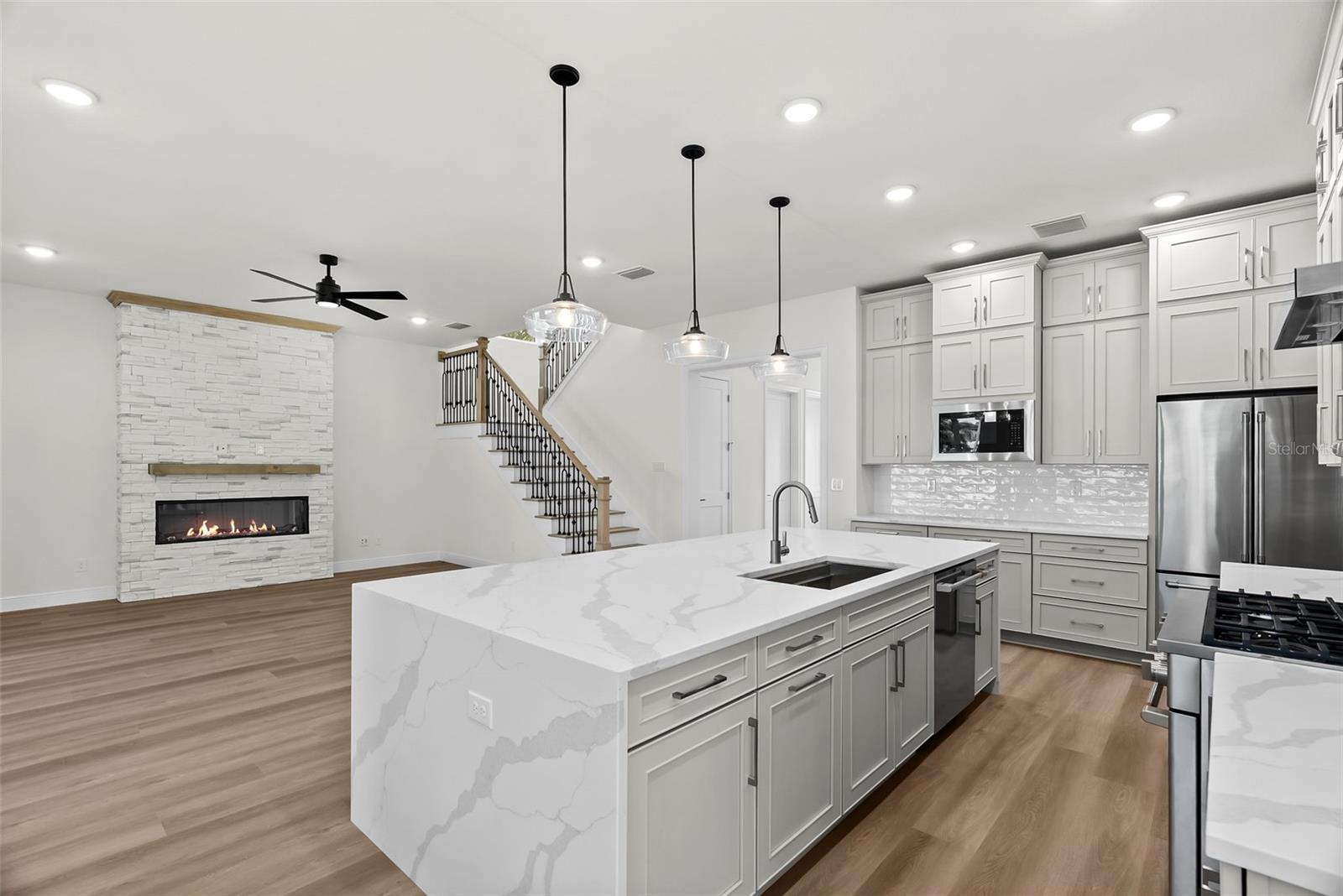 Image 24 of 87 For 4009 Euclid Avenue