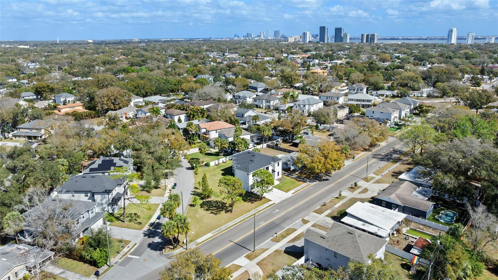 Image 3 of 87 For 4009 Euclid Avenue