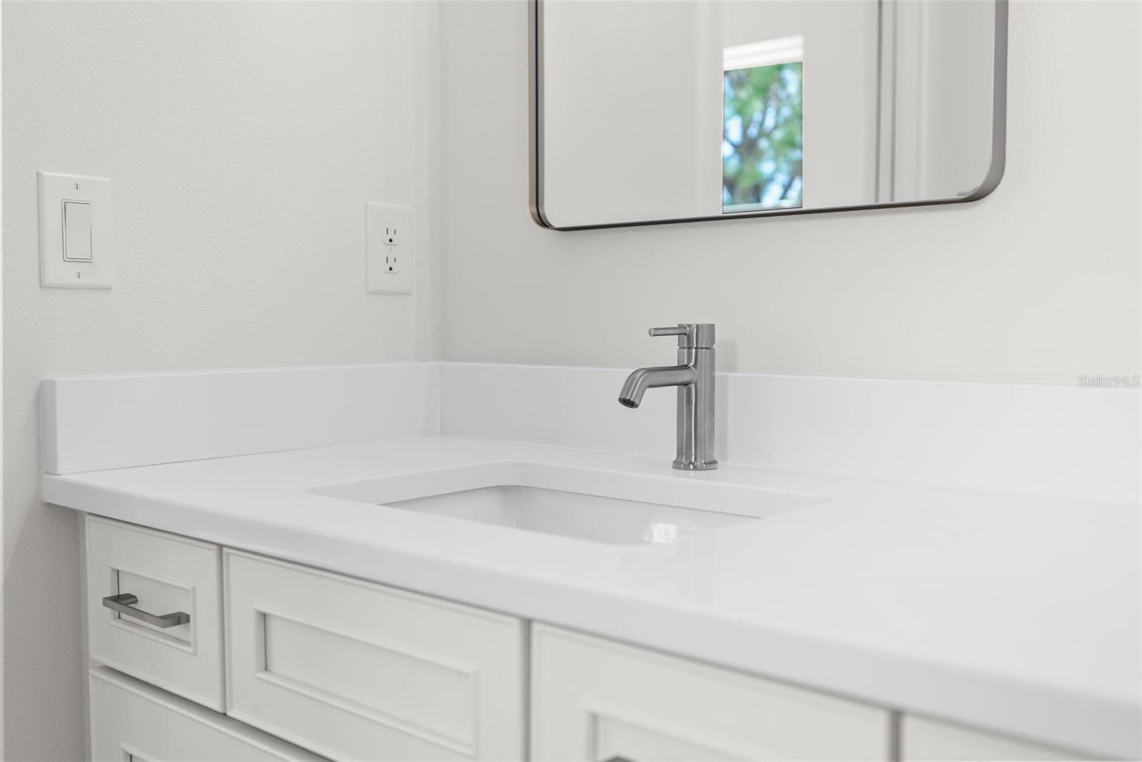 Image 71 of 87 For 4009 Euclid Avenue