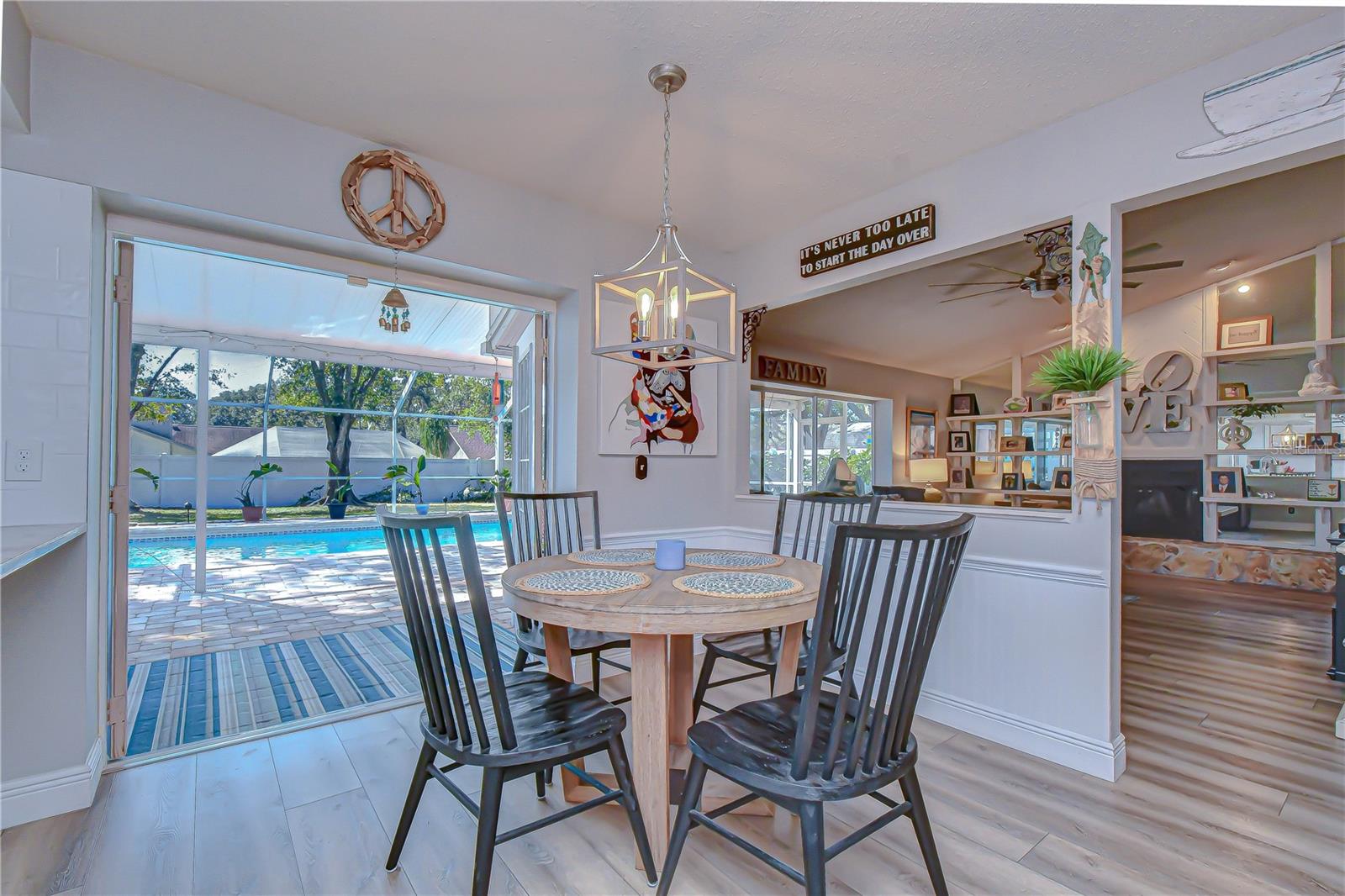 Image 10 of 30 For 1617 Shady Leaf Drive