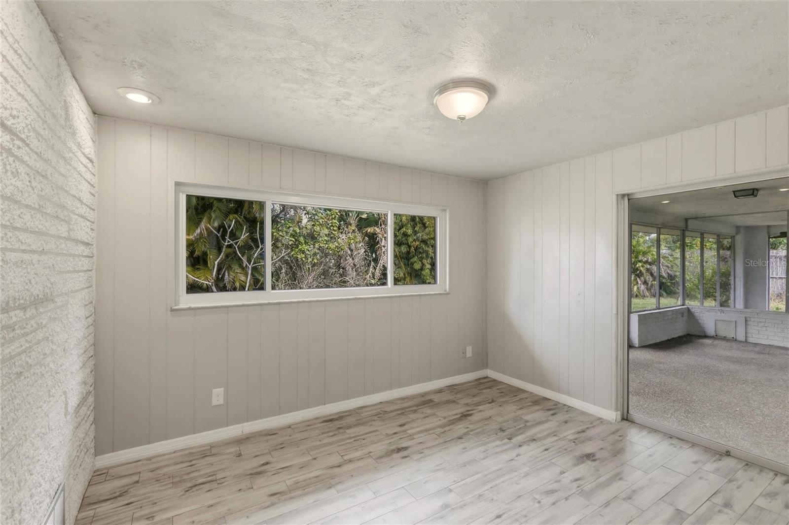 Image 18 of 39 For 1125 Danny Dr