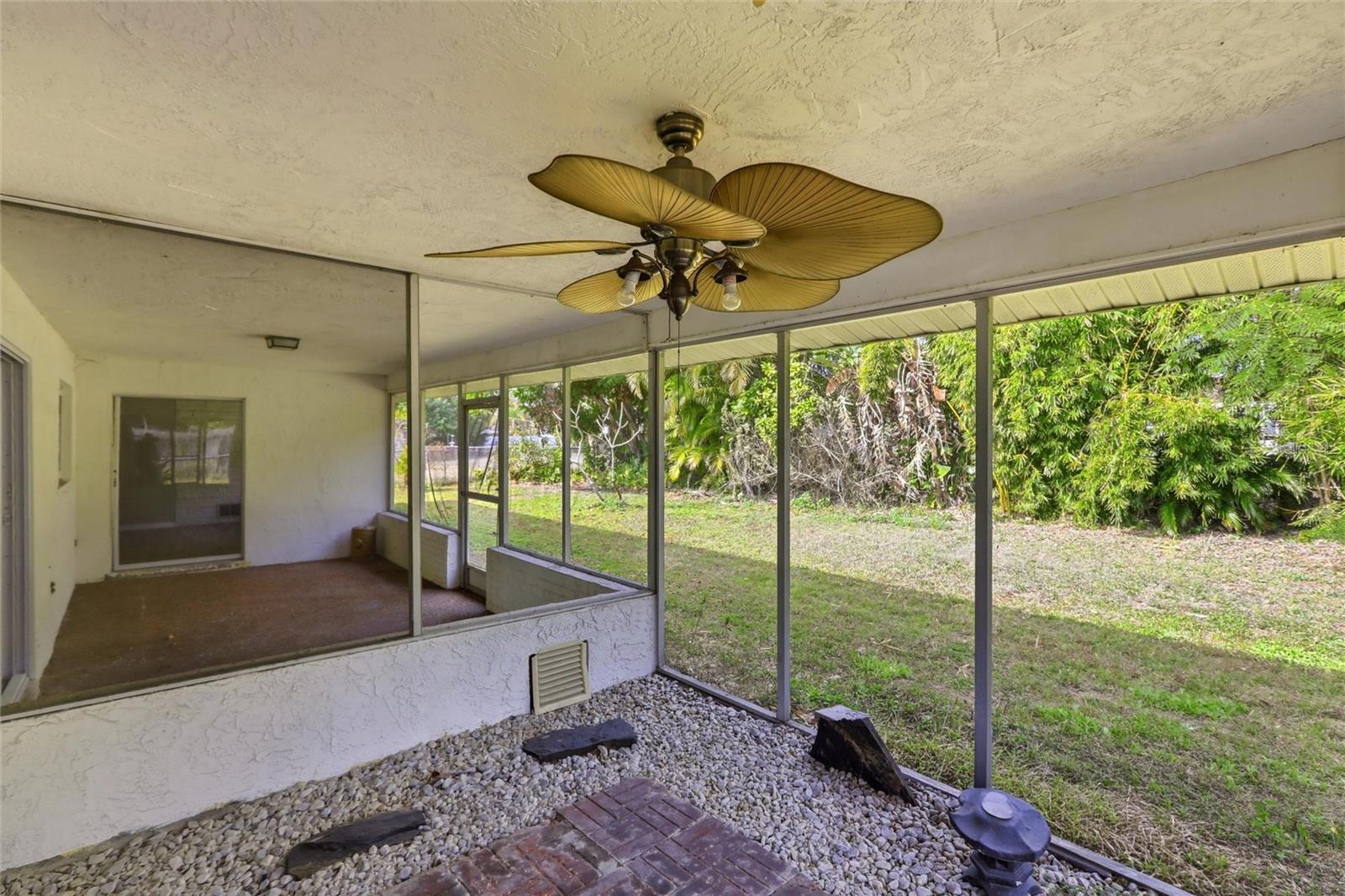 Image 32 of 39 For 1125 Danny Dr