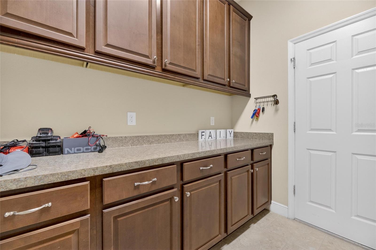 Image 49 of 100 For 5328 Loon Nest Court