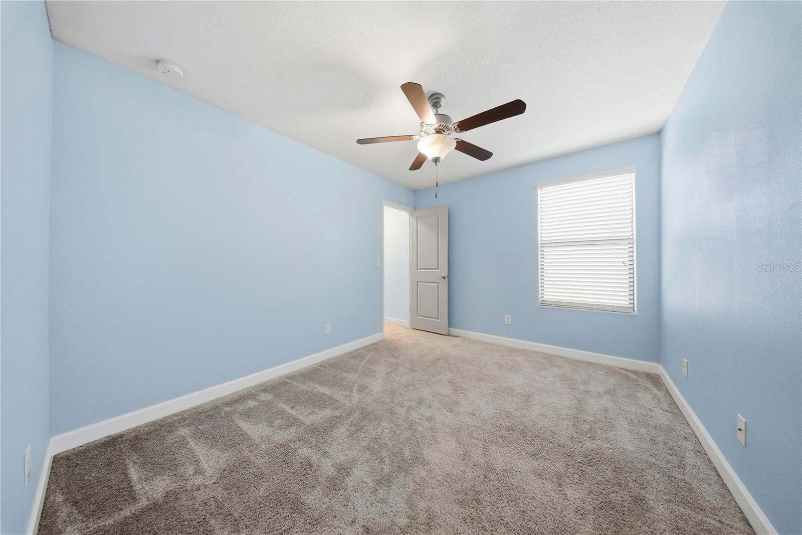 Image 15 of 53 For 13917 Roseate Tern Lane