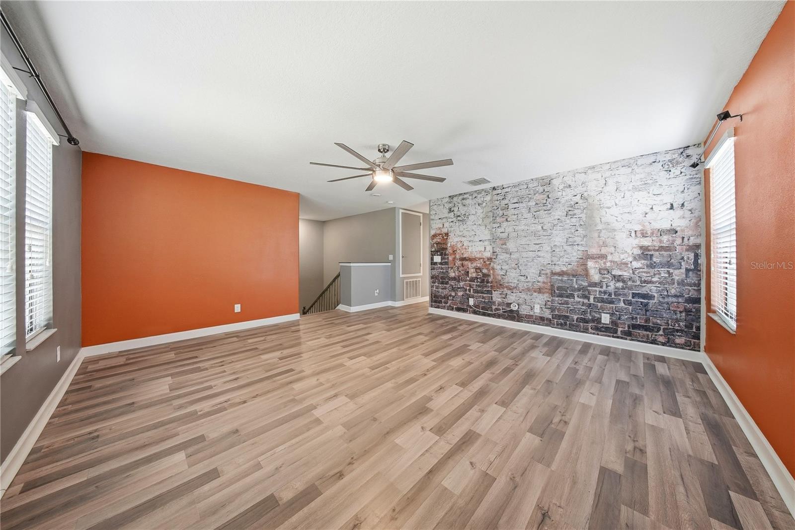 Image 21 of 53 For 13917 Roseate Tern Lane