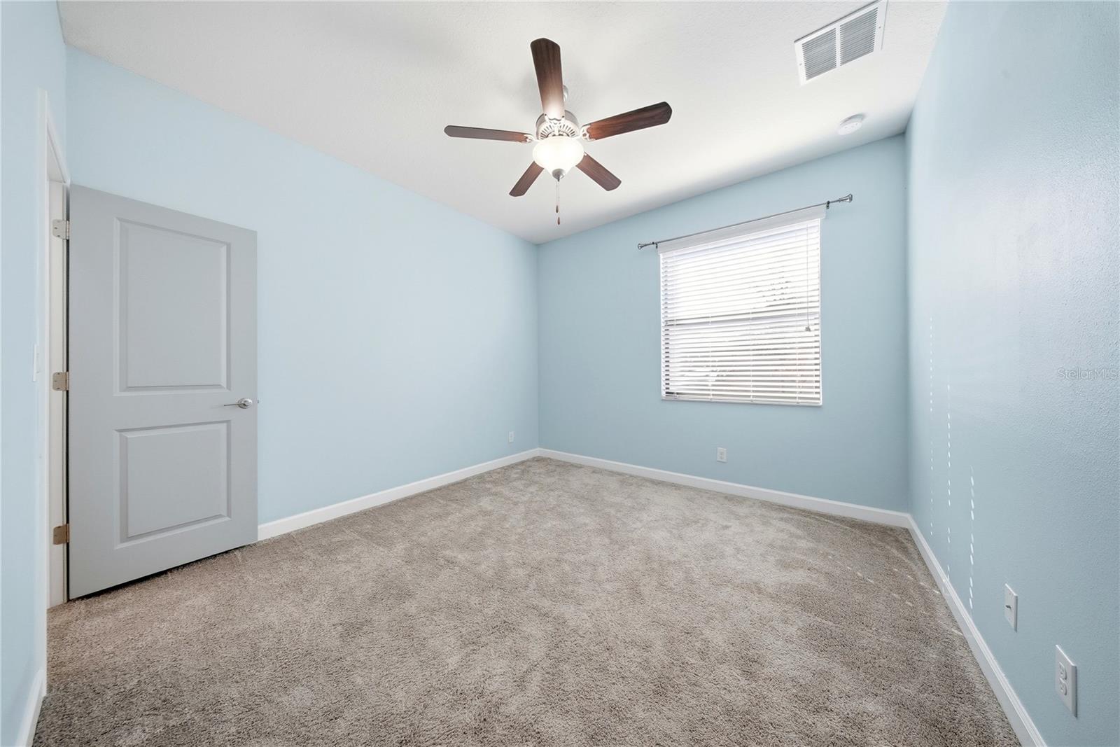 Image 24 of 53 For 13917 Roseate Tern Lane