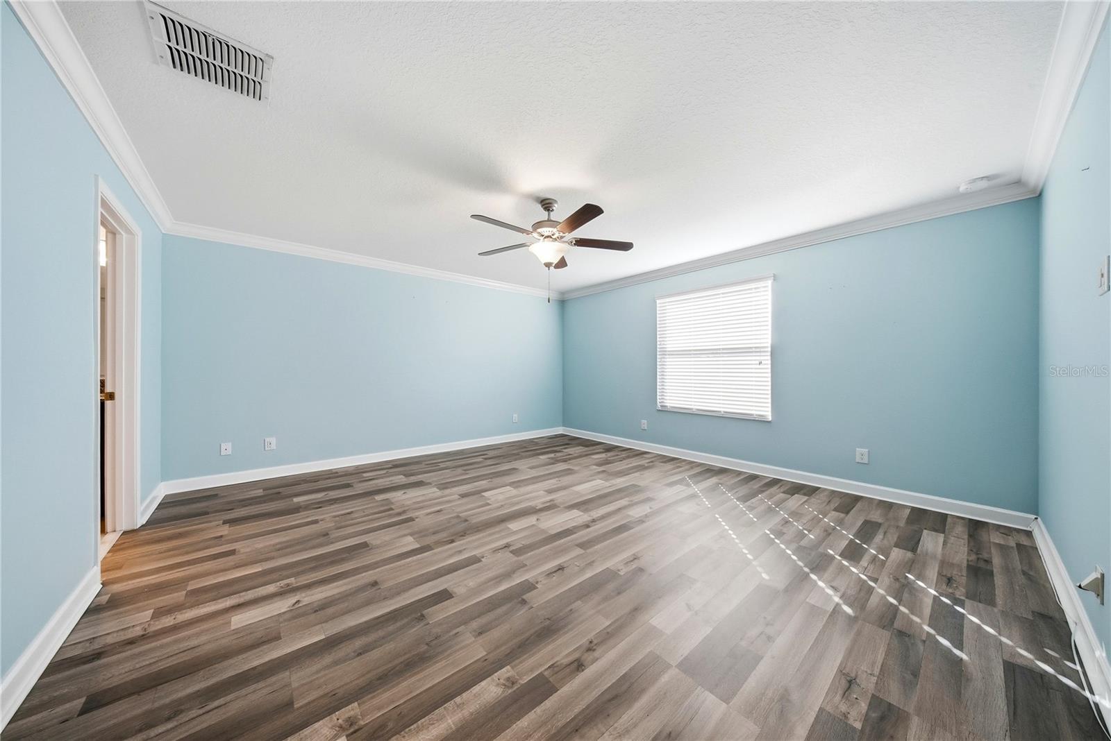 Image 29 of 53 For 13917 Roseate Tern Lane