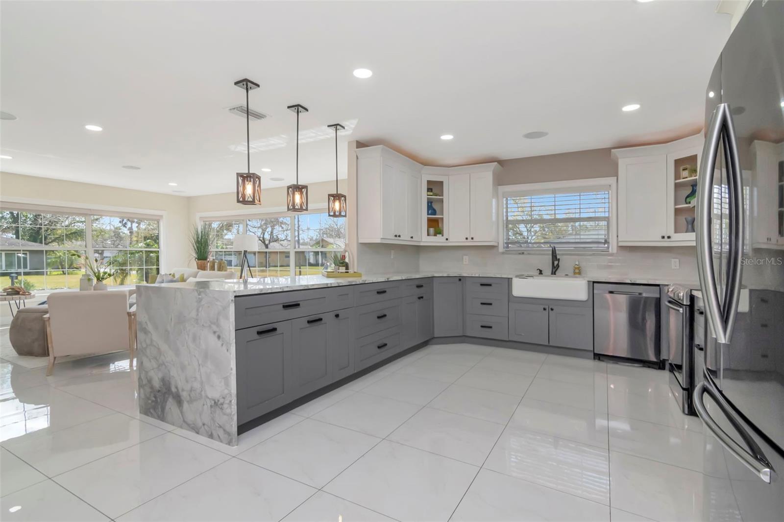 Image 22 of 52 For 1717 Saint Isabel Street