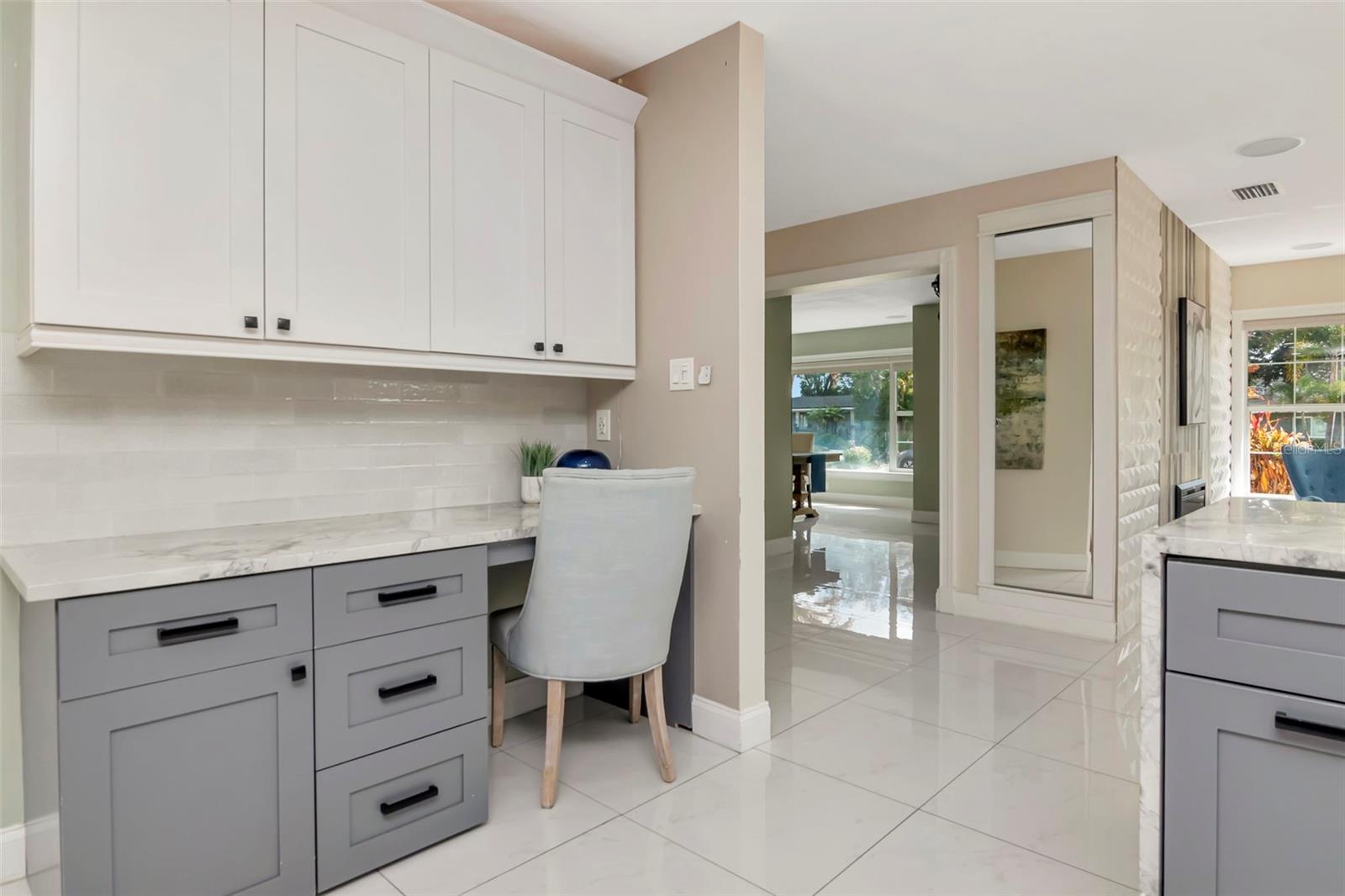 Image 25 of 52 For 1717 Saint Isabel Street