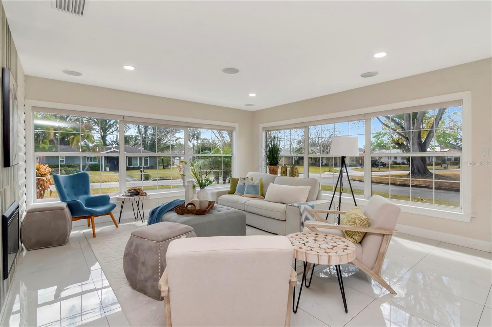 Image 6 of 52 For 1717 Saint Isabel Street