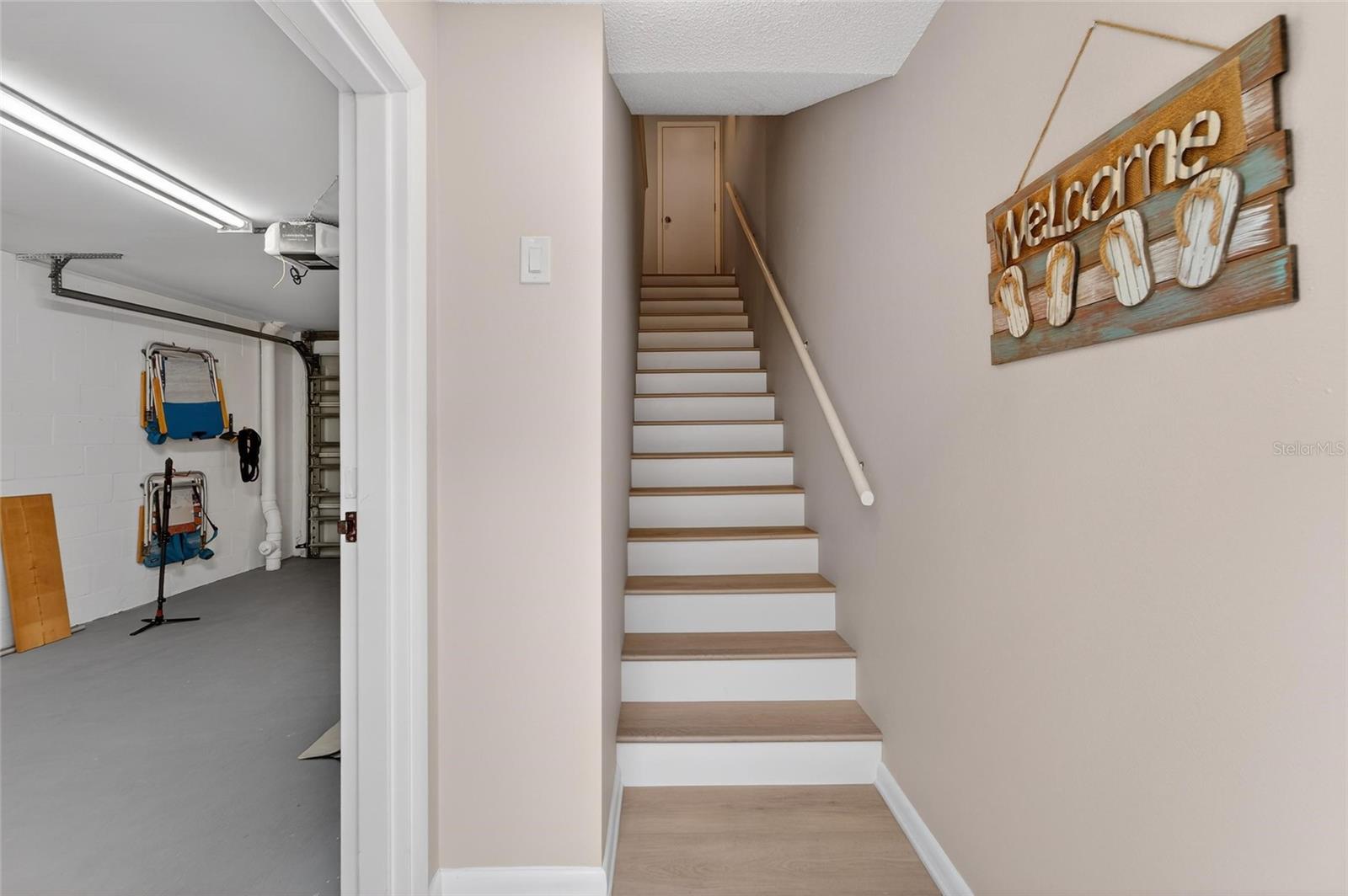 Image 18 of 95 For 17960 Gulf Boulevard 119