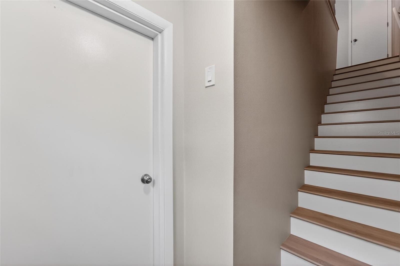 Image 19 of 95 For 17960 Gulf Boulevard 119