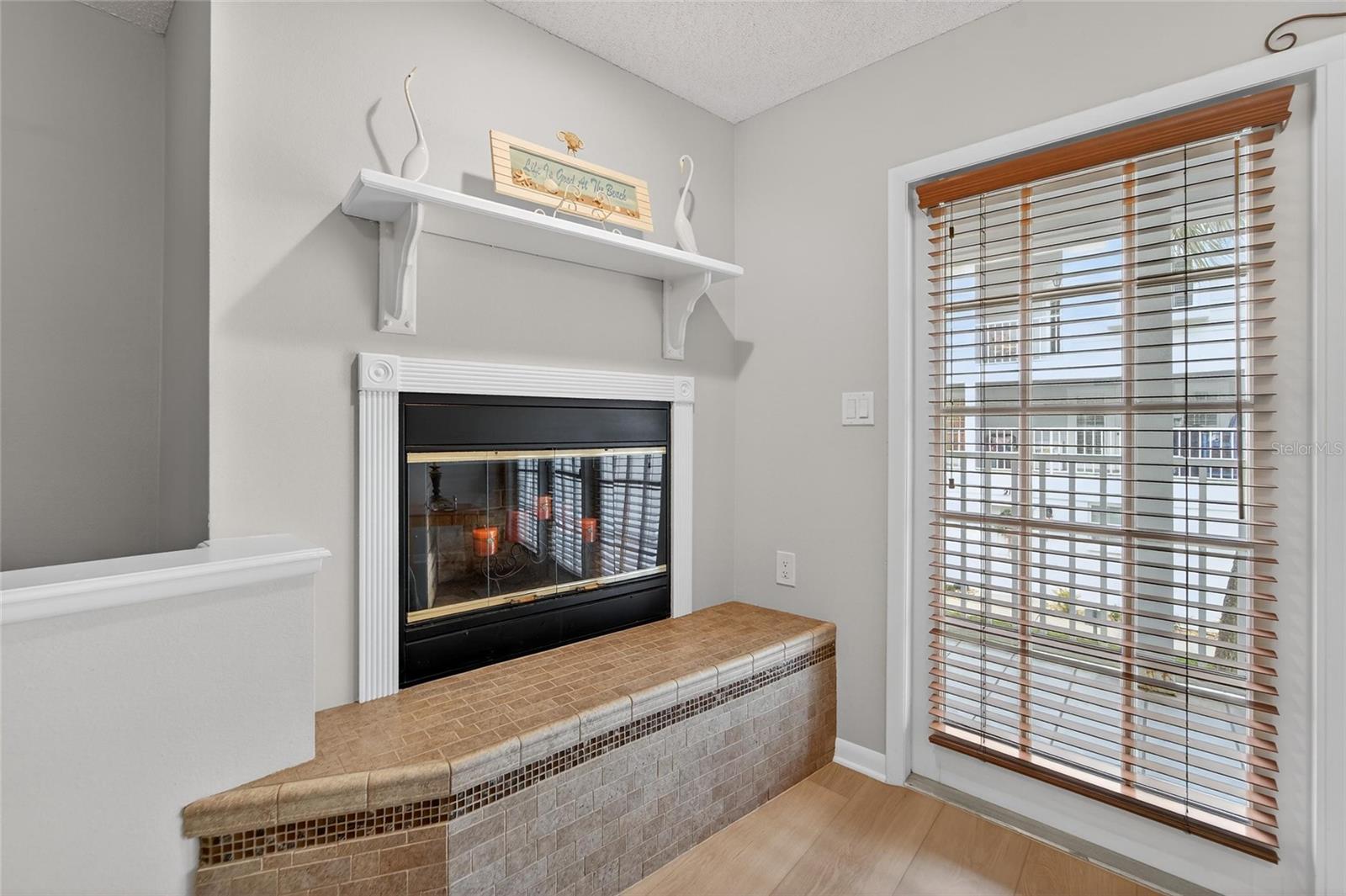 Image 26 of 95 For 17960 Gulf Boulevard 119