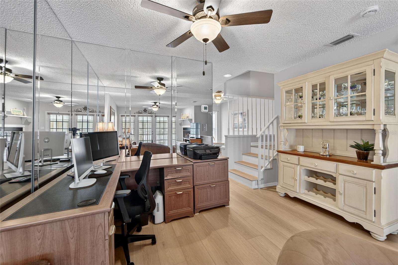 Image 34 of 95 For 17960 Gulf Boulevard 119