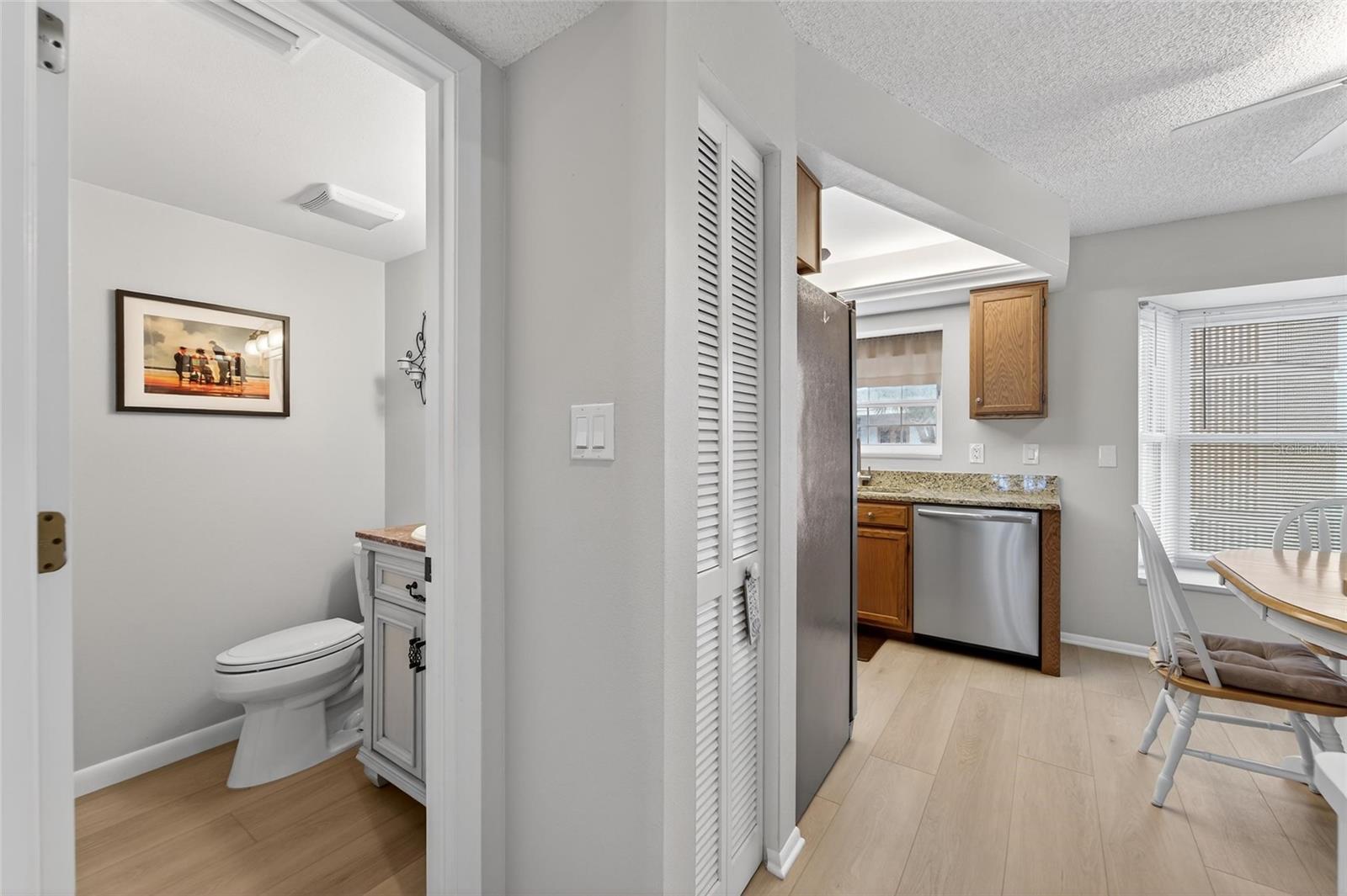 Image 37 of 95 For 17960 Gulf Boulevard 119