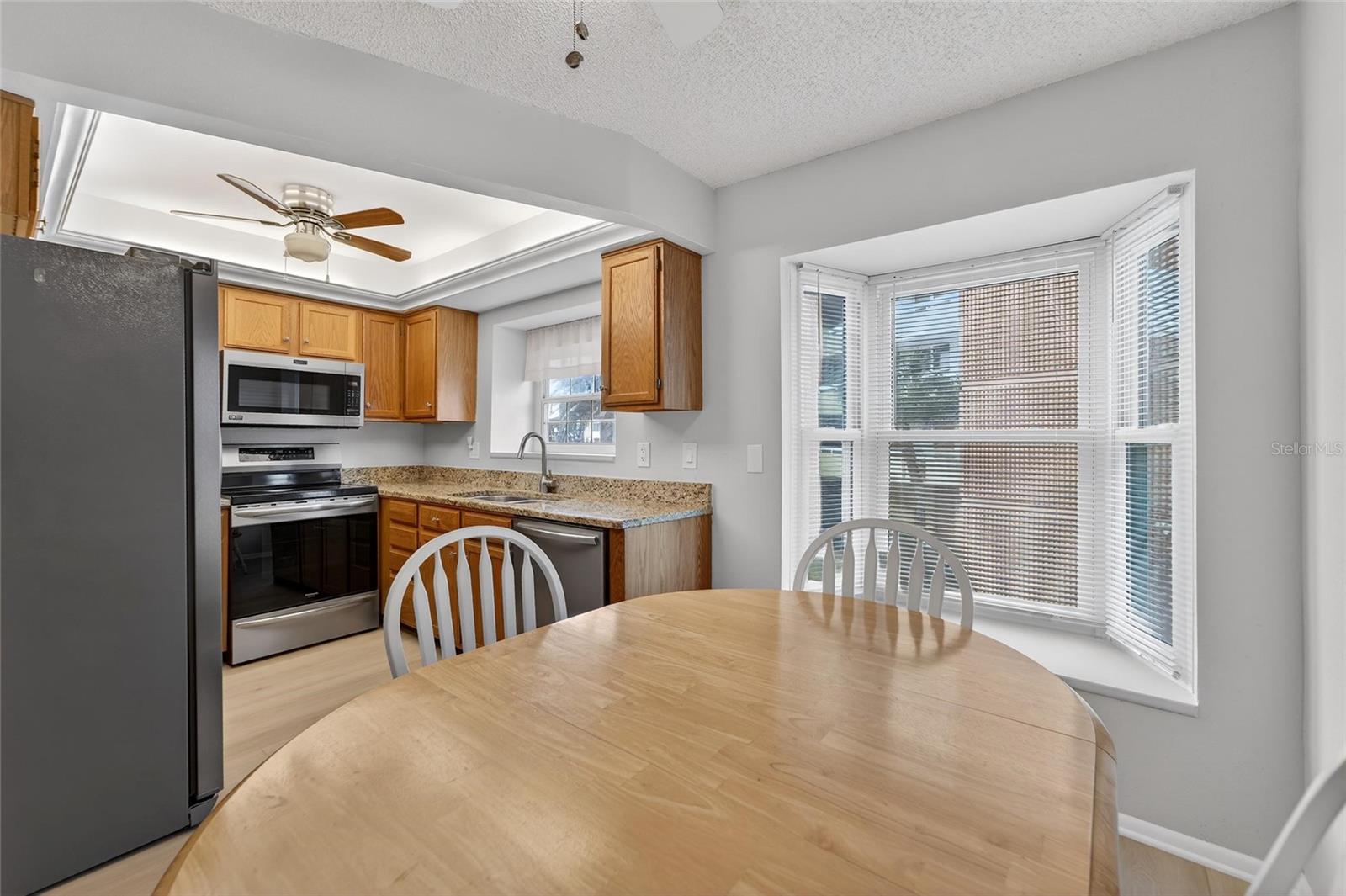 Image 41 of 95 For 17960 Gulf Boulevard 119