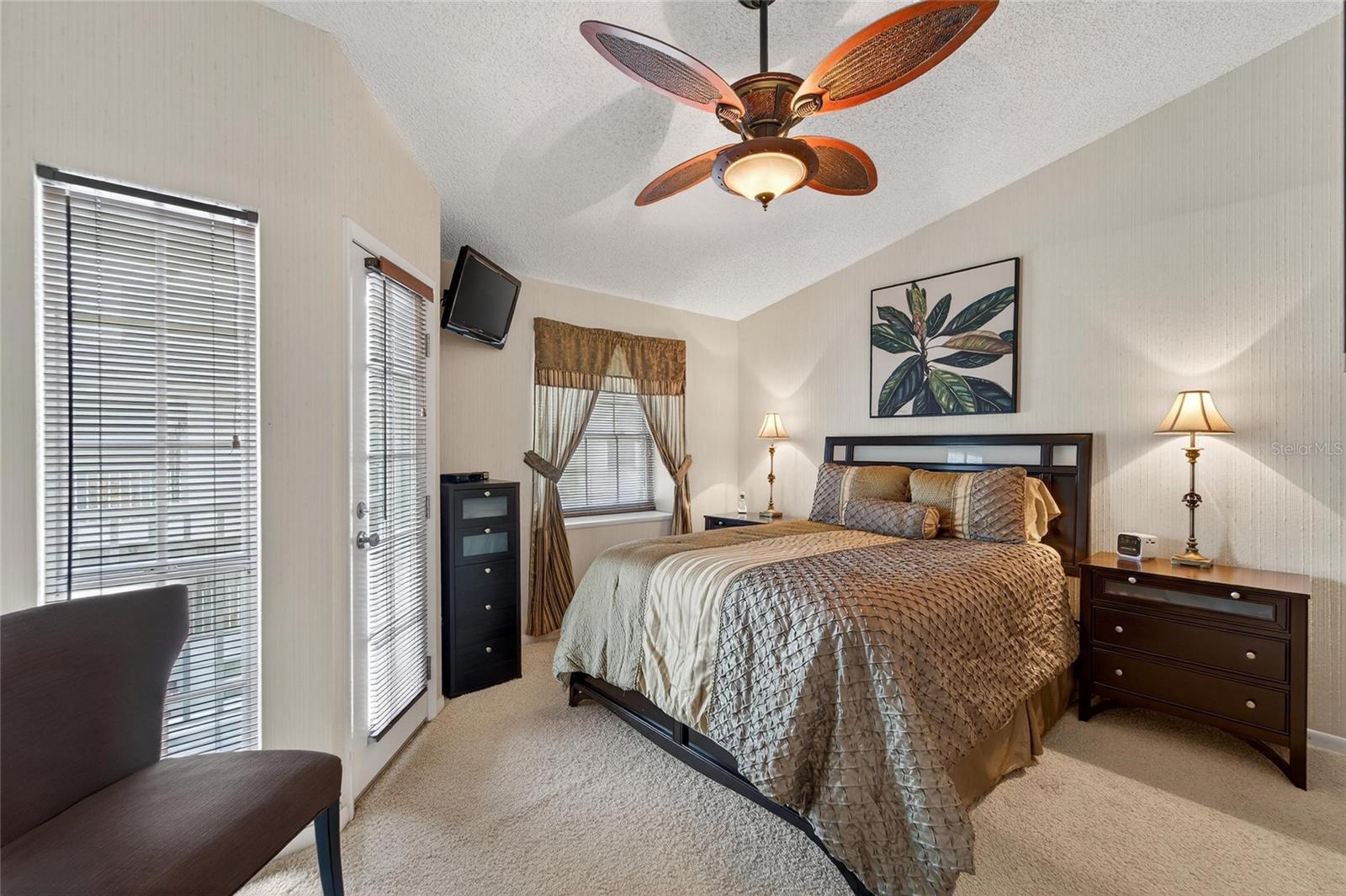 Image 55 of 95 For 17960 Gulf Boulevard 119