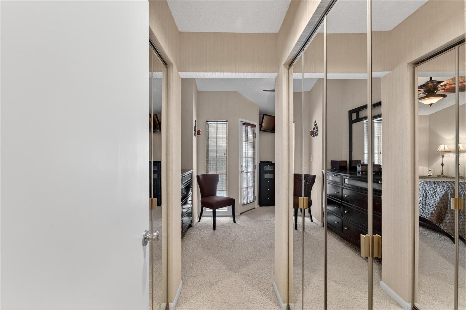 Image 60 of 95 For 17960 Gulf Boulevard 119