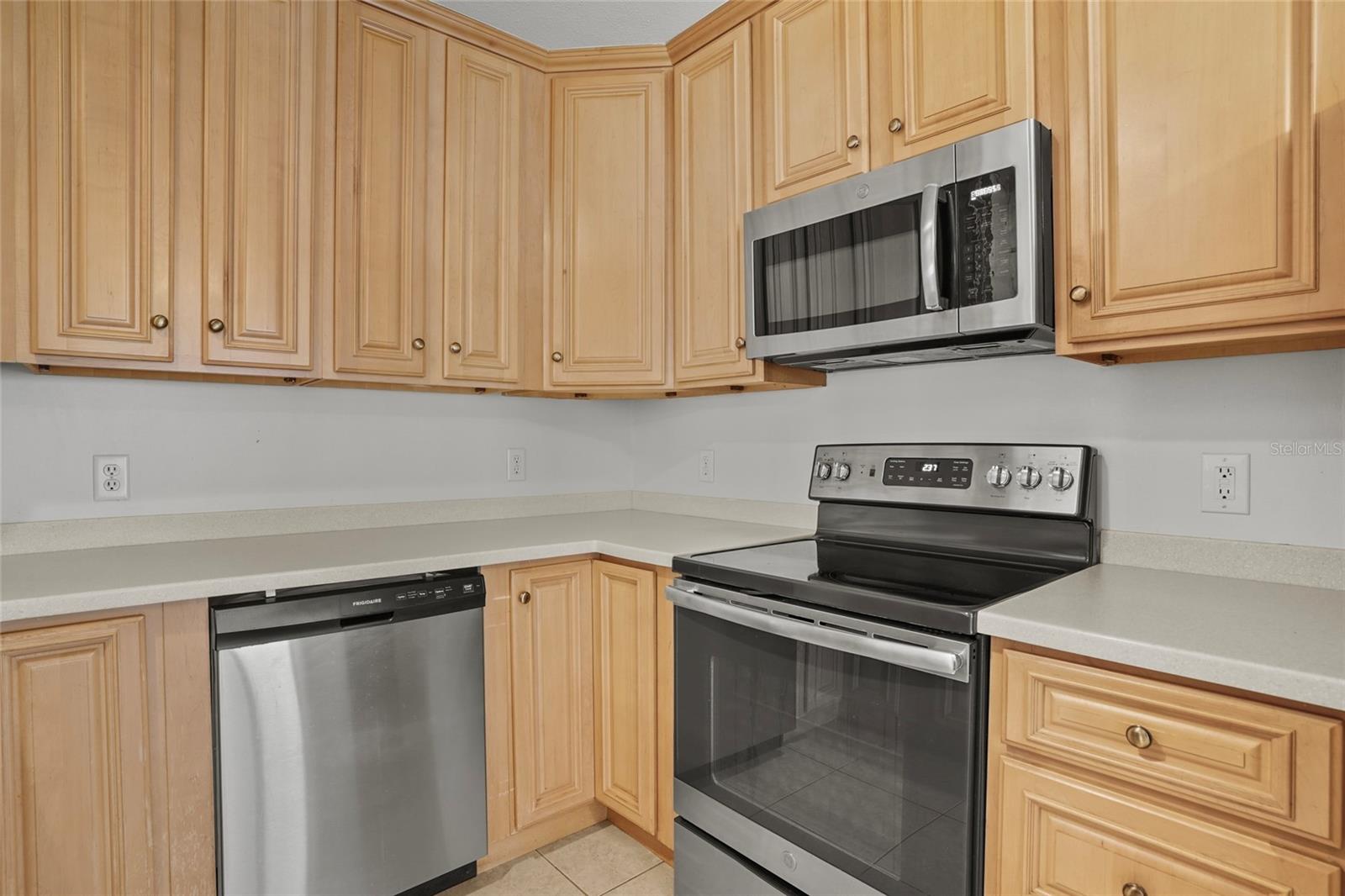 Image 11 of 21 For 1708 Pond Lake Drive