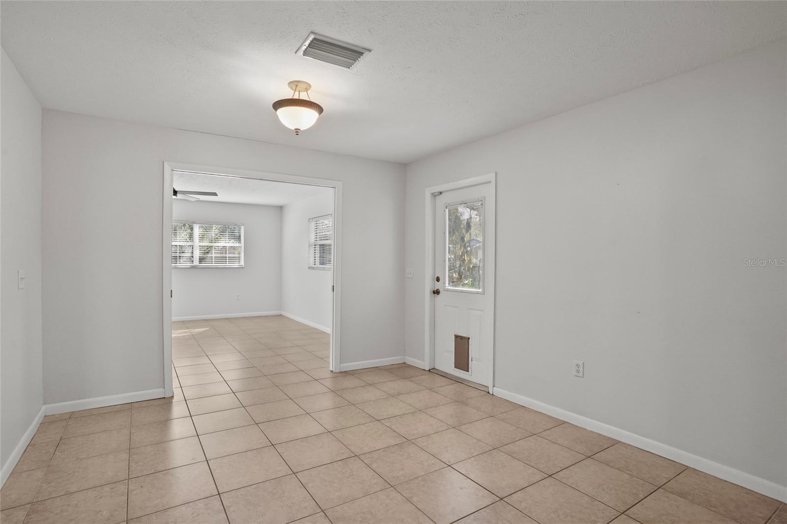 Image 18 of 21 For 1708 Pond Lake Drive