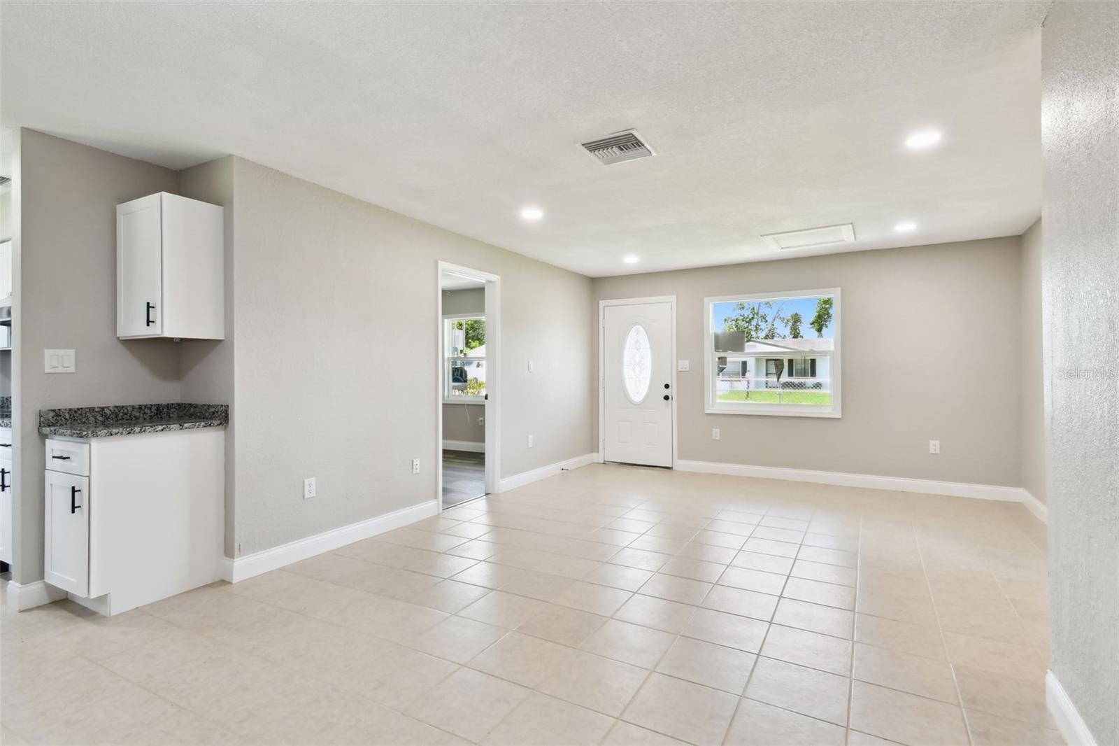 Image 14 of 66 For 2902 Wheeler Street