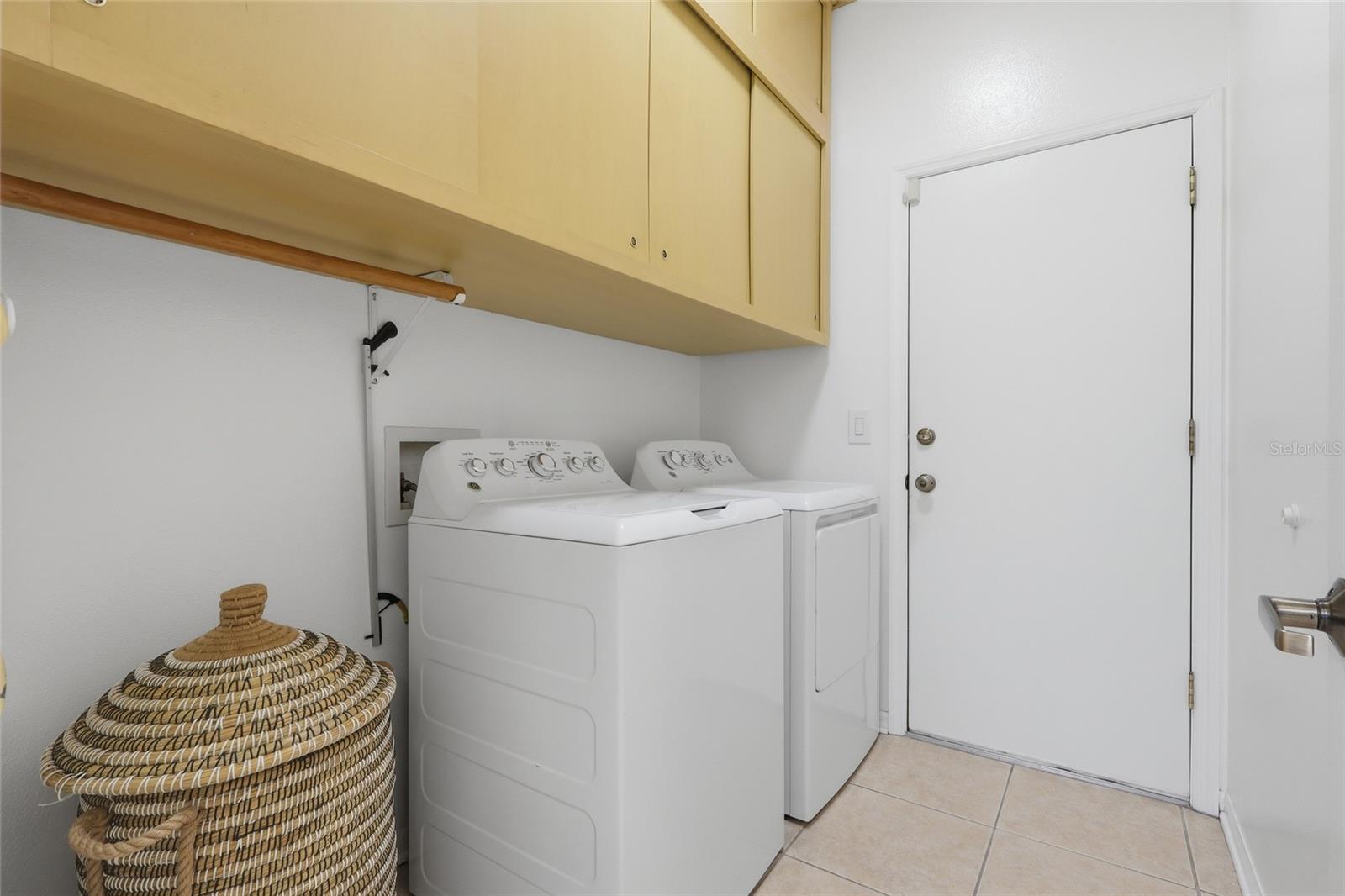 Image 15 of 37 For 10455 Ashley Oaks Drive