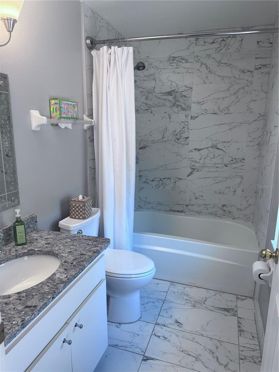 Image 21 of 37 For 10455 Ashley Oaks Drive