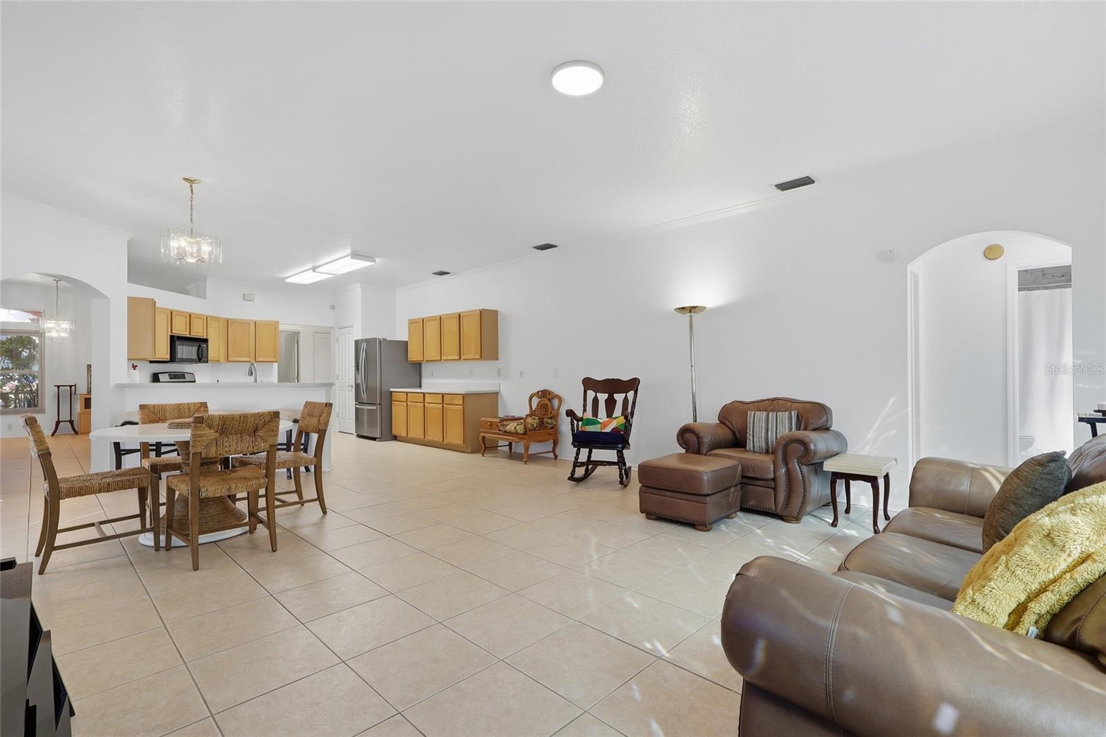 Image 23 of 37 For 10455 Ashley Oaks Drive