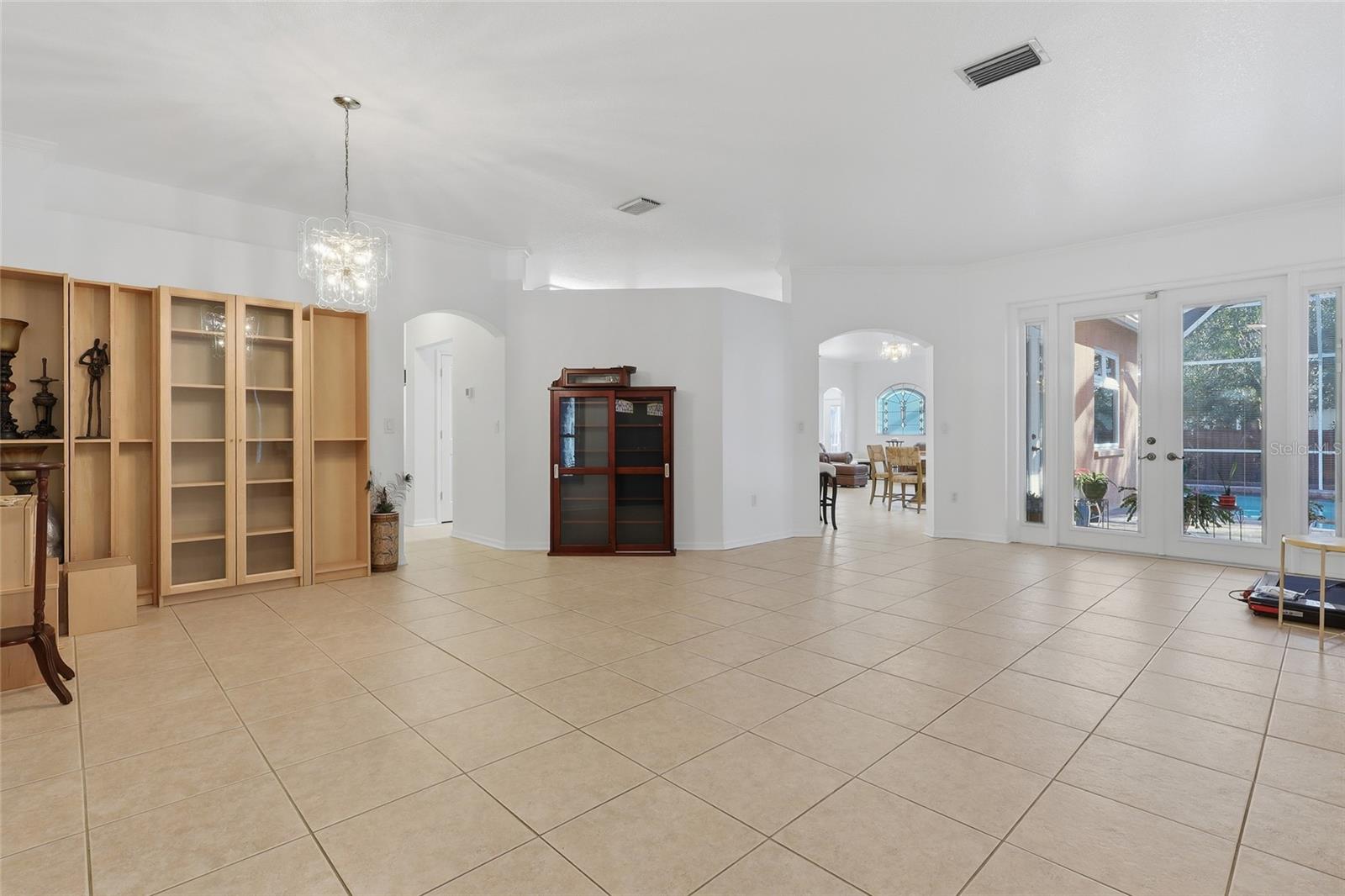 Image 9 of 37 For 10455 Ashley Oaks Drive