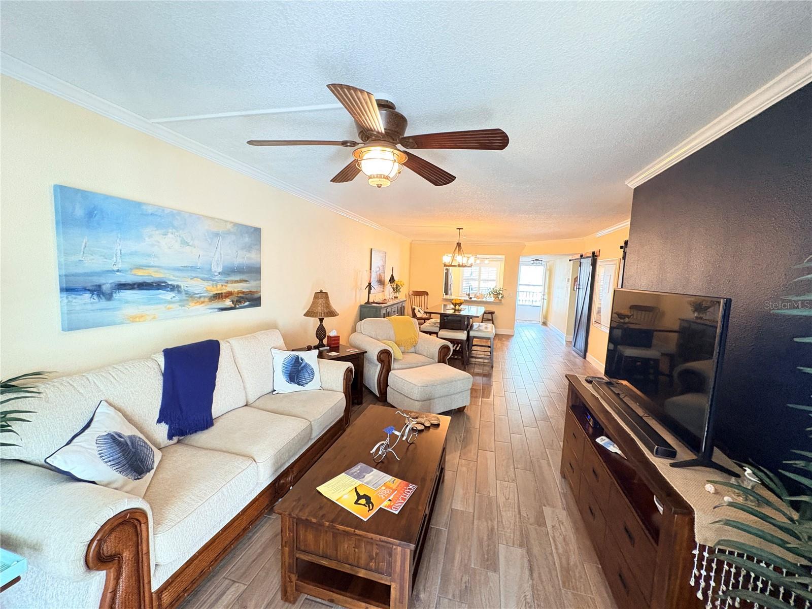 Image 10 of 42 For 820 Virginia Street 212