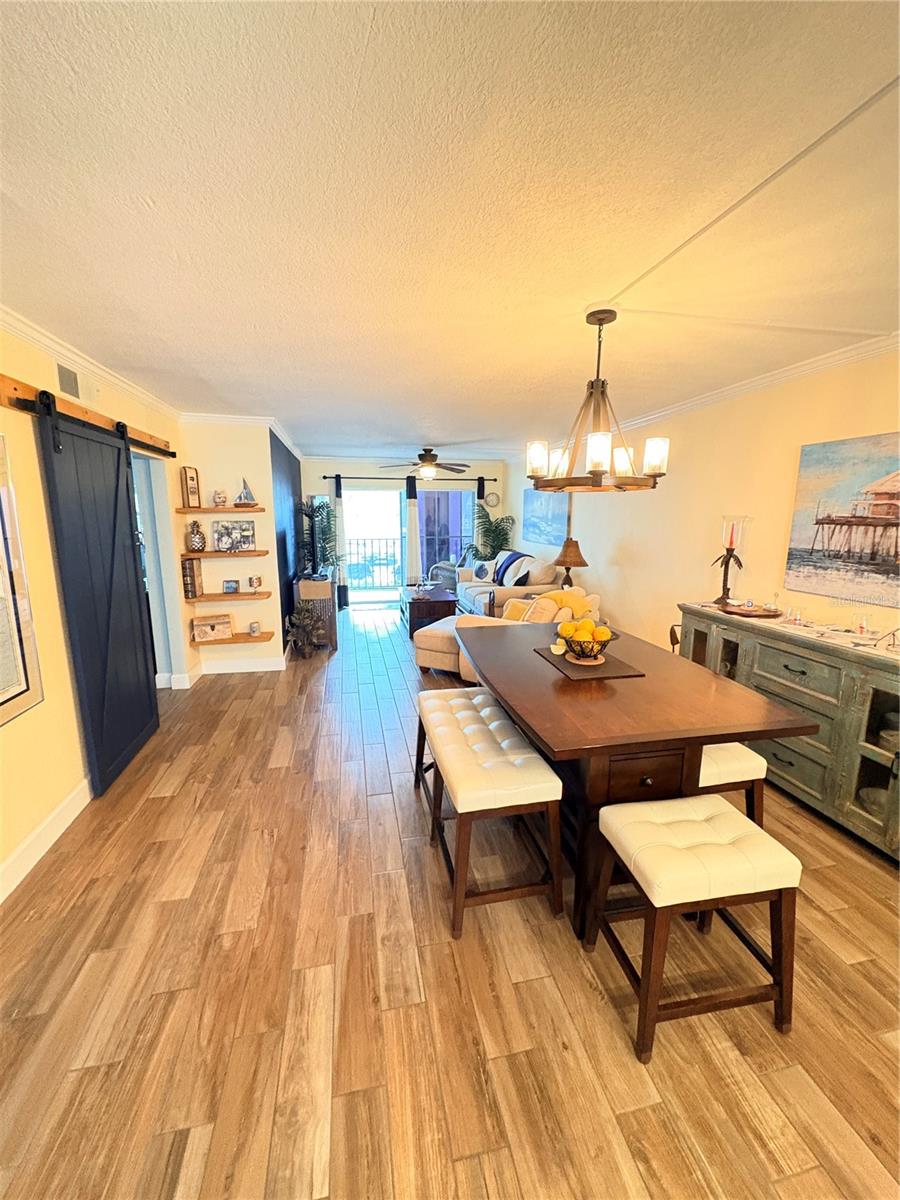 Image 13 of 42 For 820 Virginia Street 212