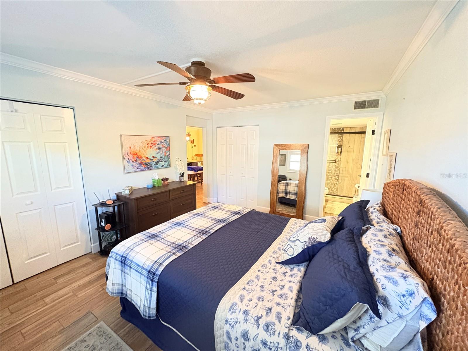 Image 16 of 42 For 820 Virginia Street 212