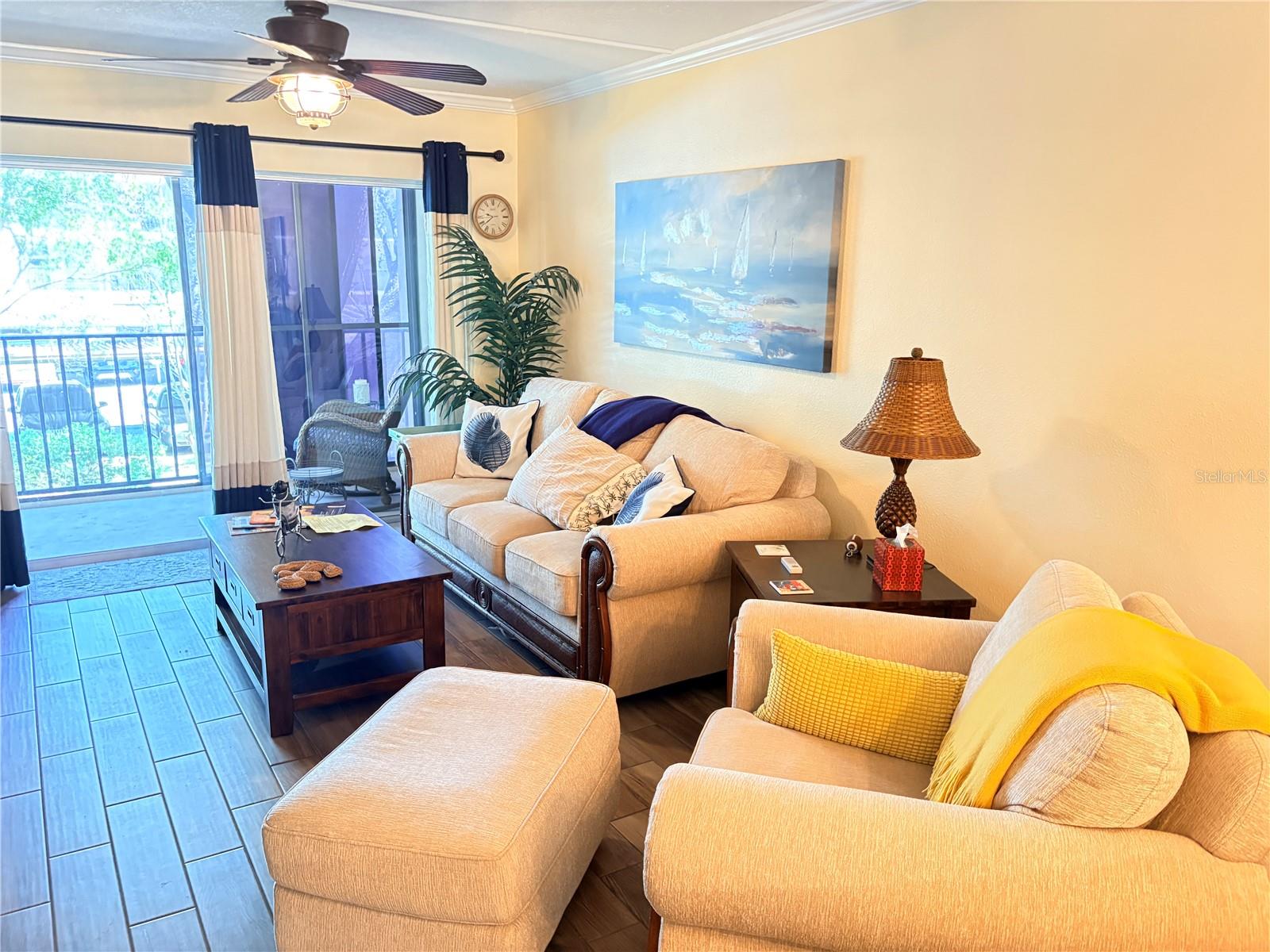 Image 8 of 42 For 820 Virginia Street 212