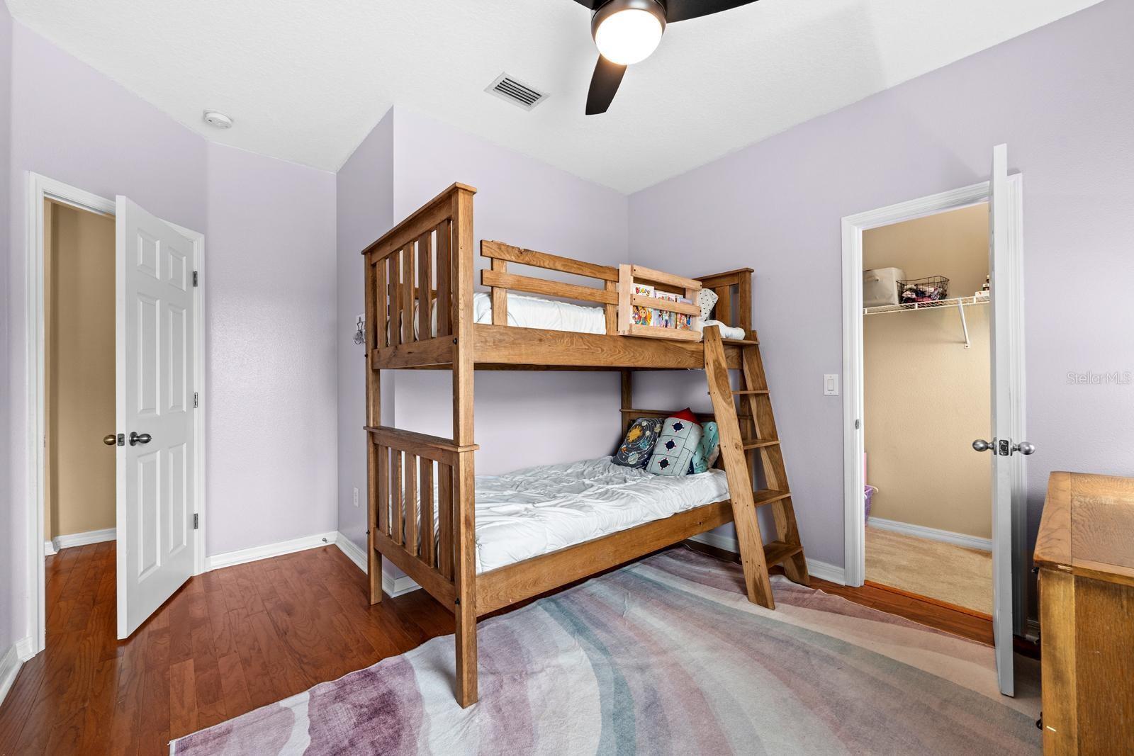 Image 22 of 36 For 15906 Starling Crossing Drive