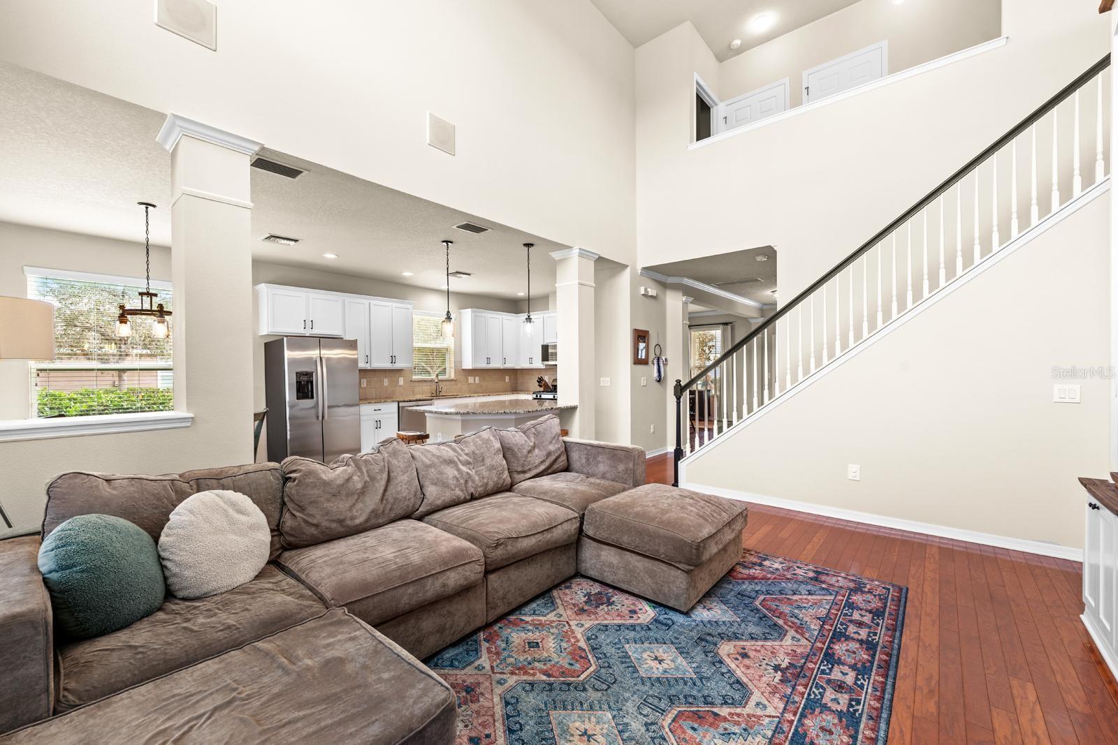 Image 5 of 36 For 15906 Starling Crossing Drive