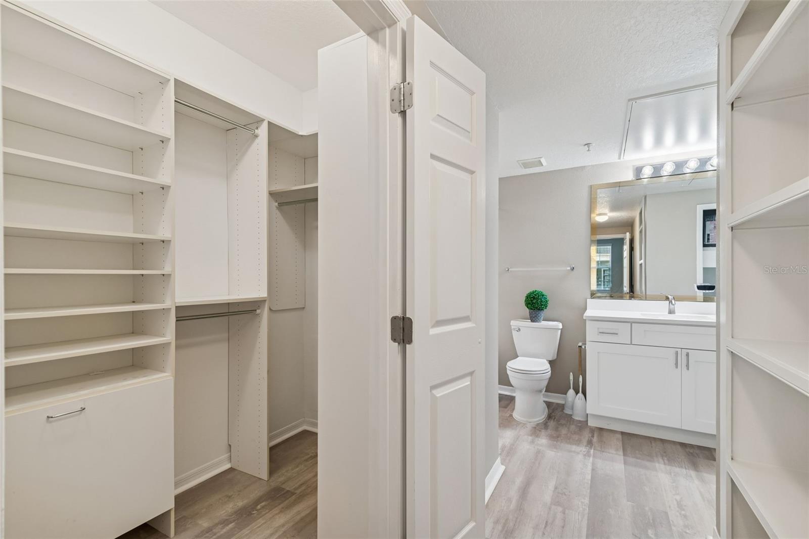 Image 24 of 83 For 1910 Palm Avenue 10205