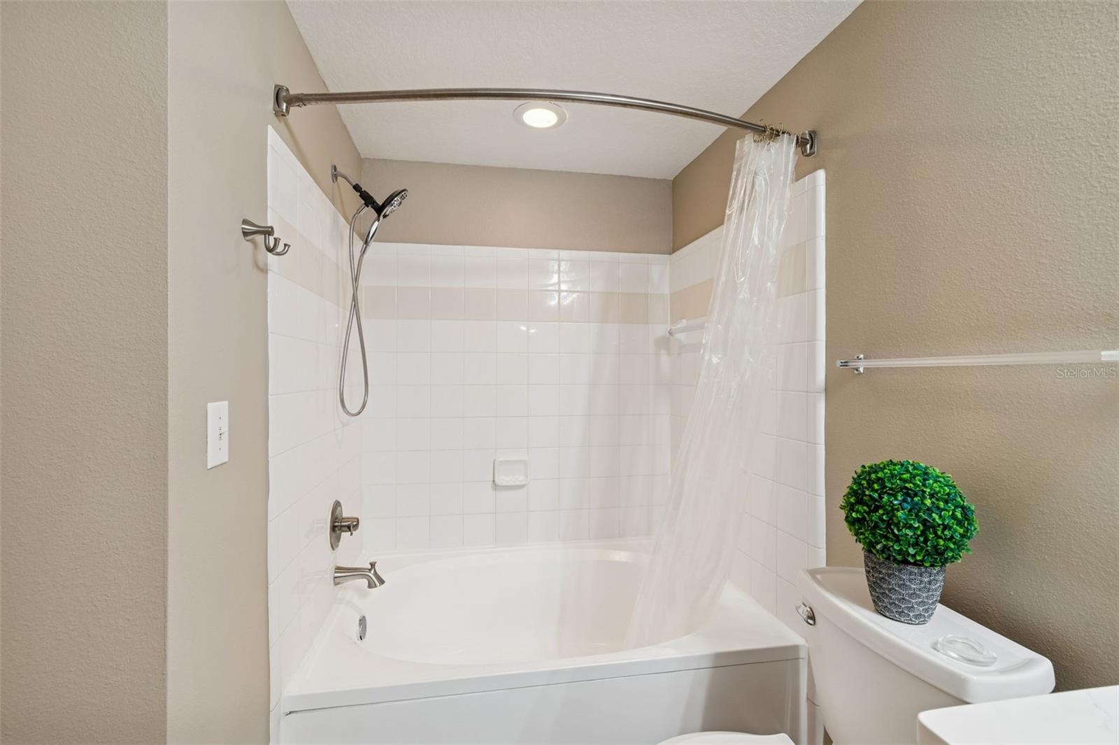 Image 28 of 83 For 1910 Palm Avenue 10205