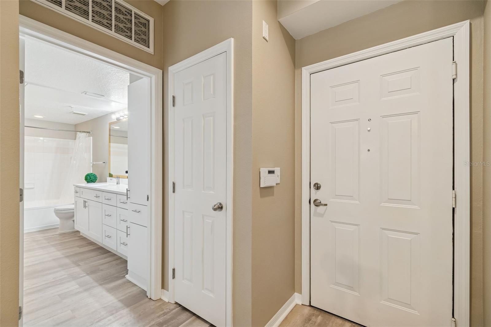 Image 30 of 83 For 1910 Palm Avenue 10205