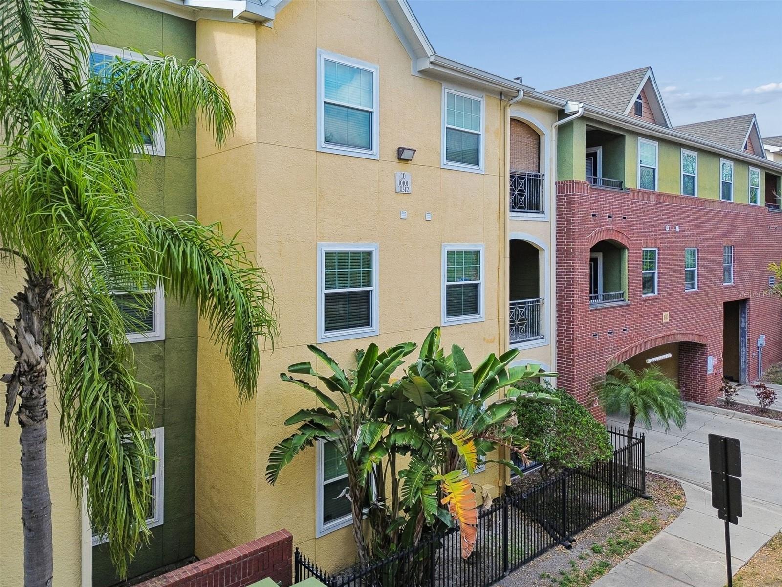 Image 38 of 83 For 1910 Palm Avenue 10205