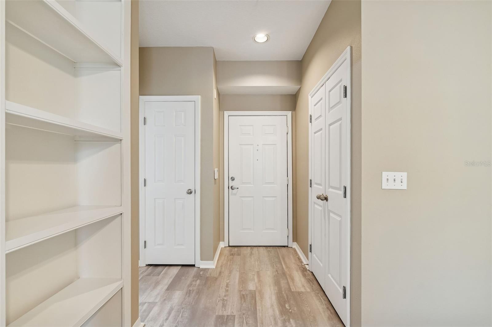 Image 6 of 83 For 1910 Palm Avenue 10205