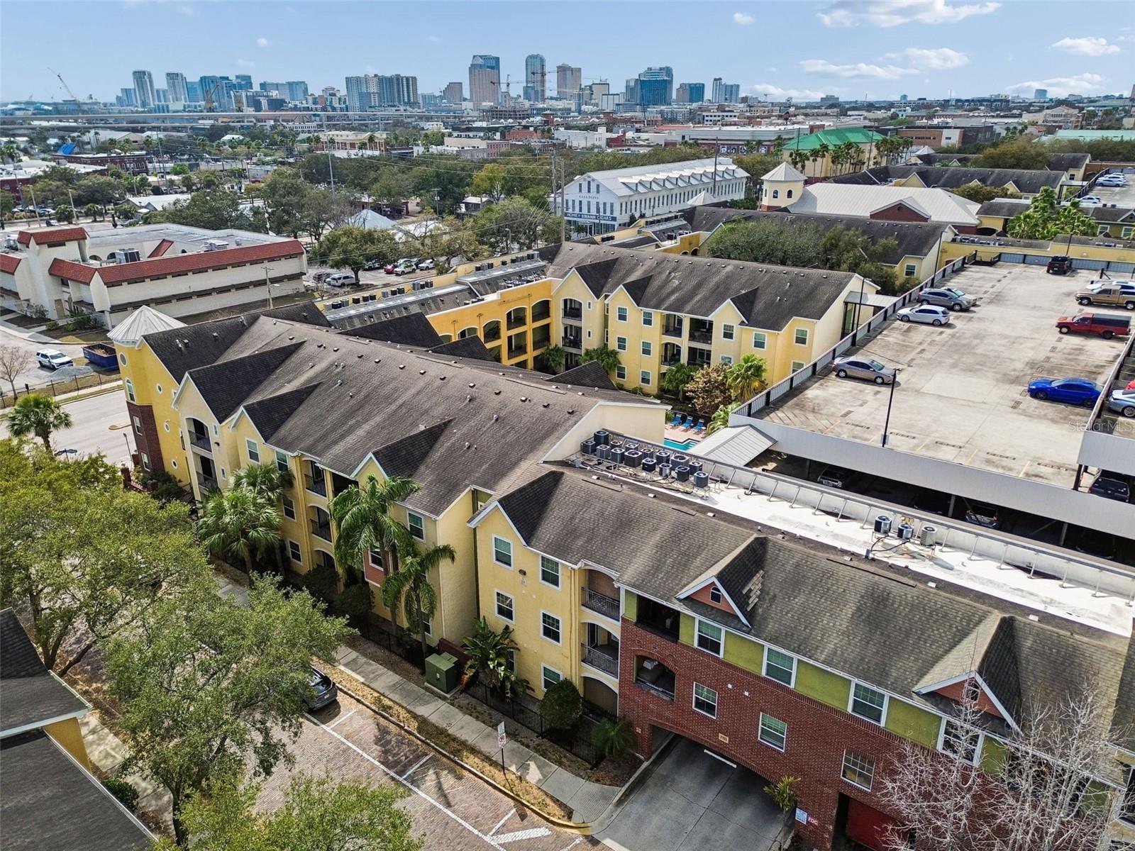 Image 67 of 83 For 1910 Palm Avenue 10205