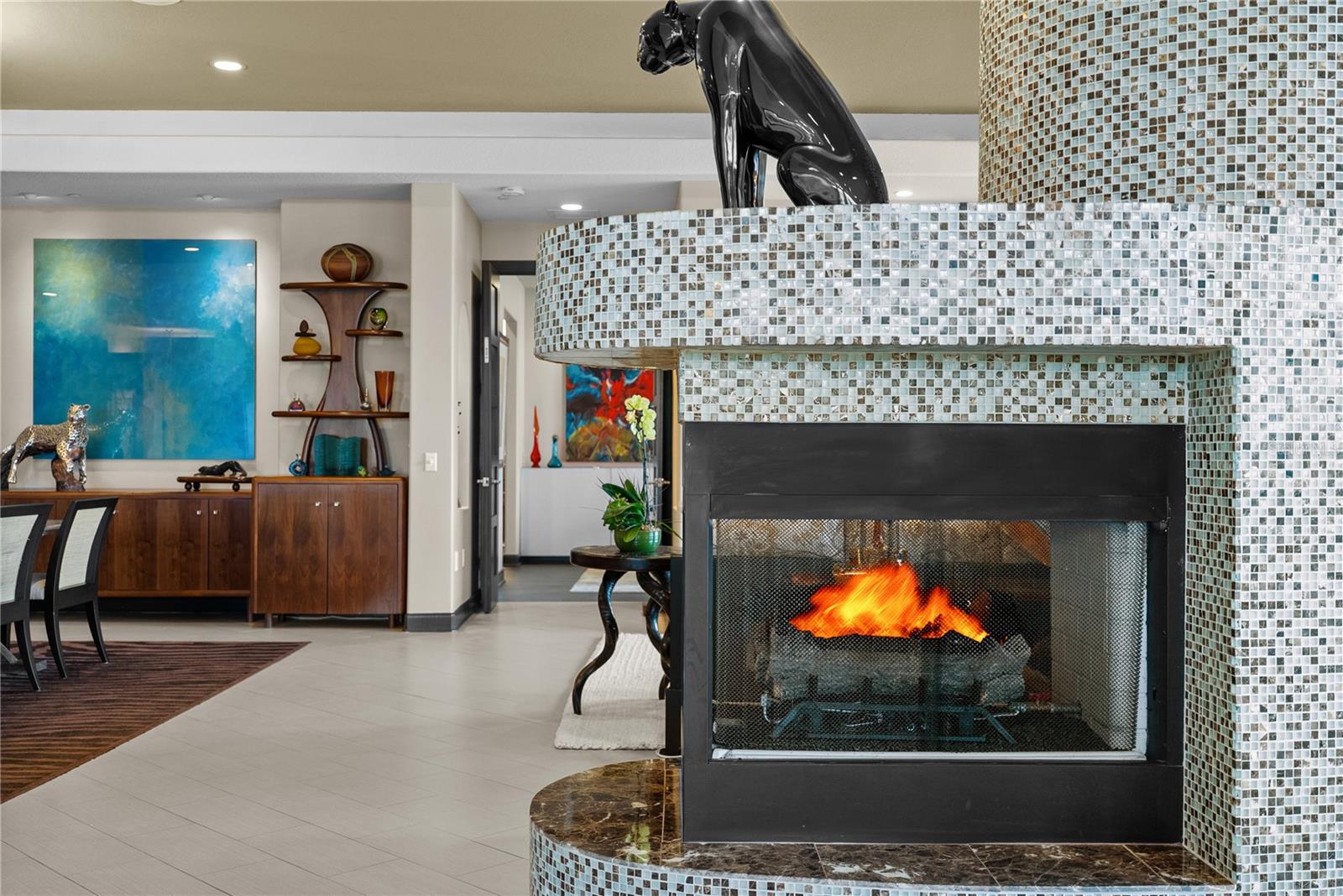 Image 10 of 74 For 40 Bayview Court S 3