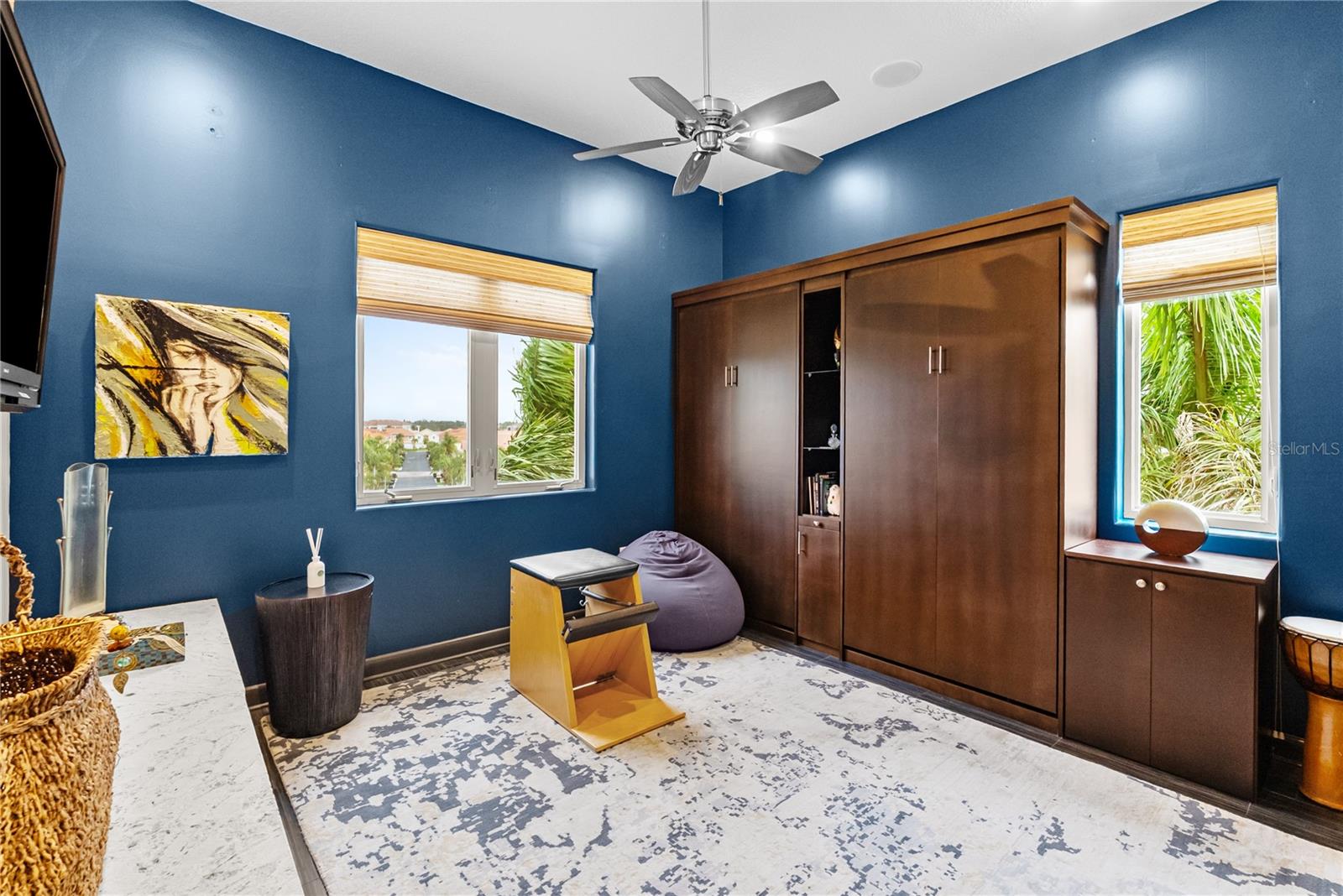 Image 38 of 74 For 40 Bayview Court S 3