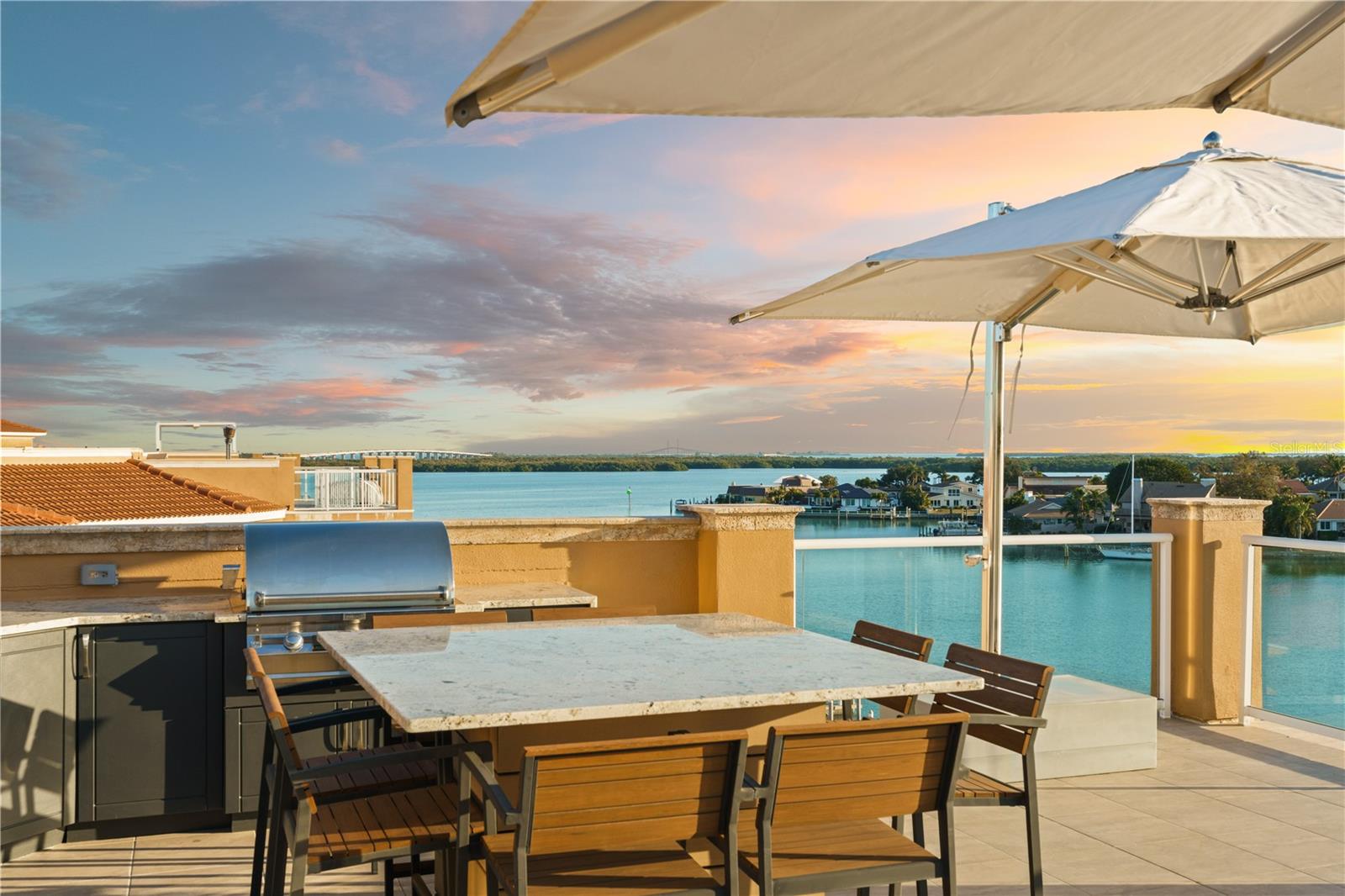 Image 57 of 74 For 40 Bayview Court S 3