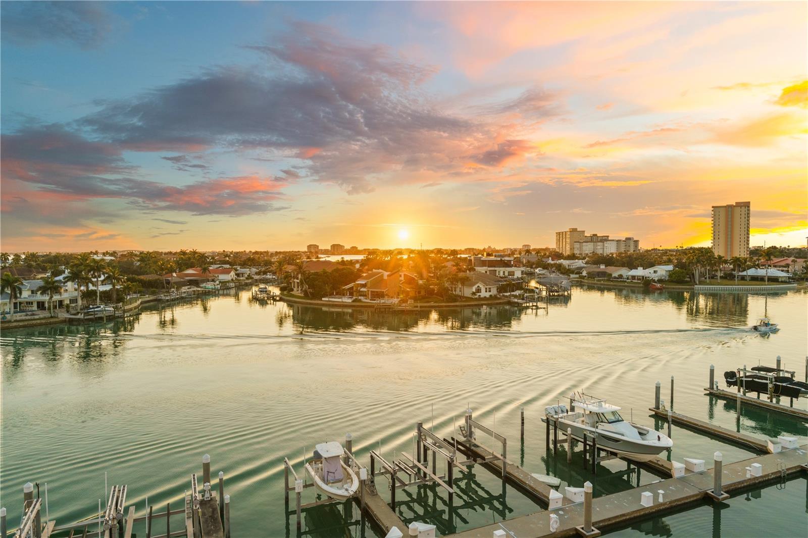 Image 61 of 74 For 40 Bayview Court S 3