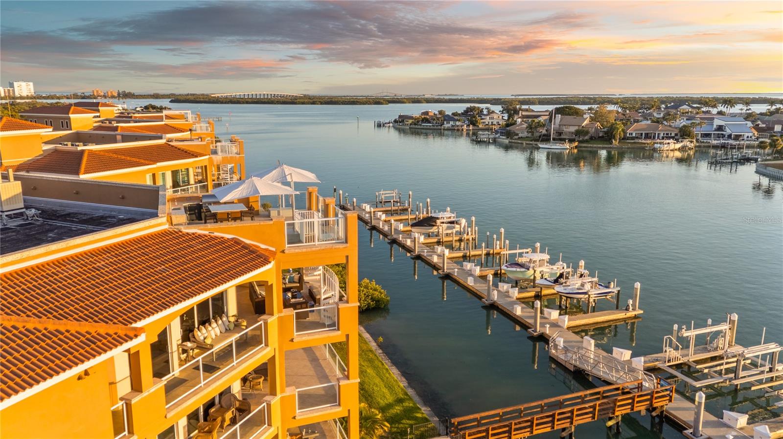 Image 64 of 74 For 40 Bayview Court S 3