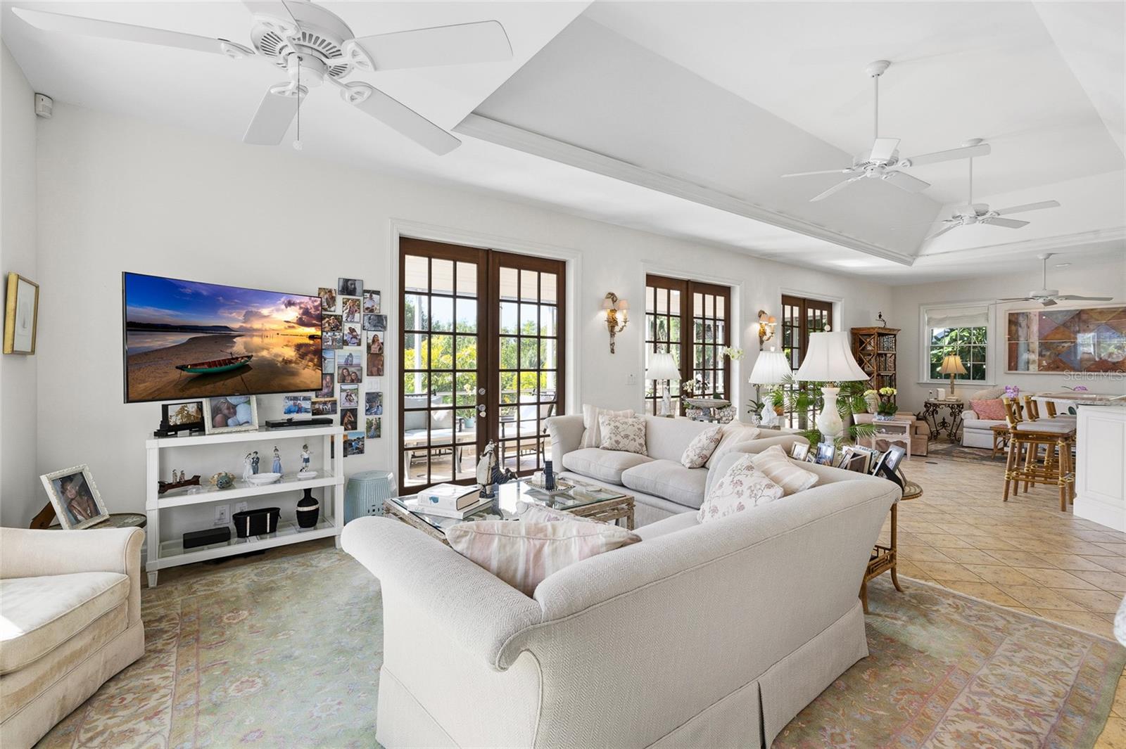 Image 10 of 62 For 162 Blackwall Court