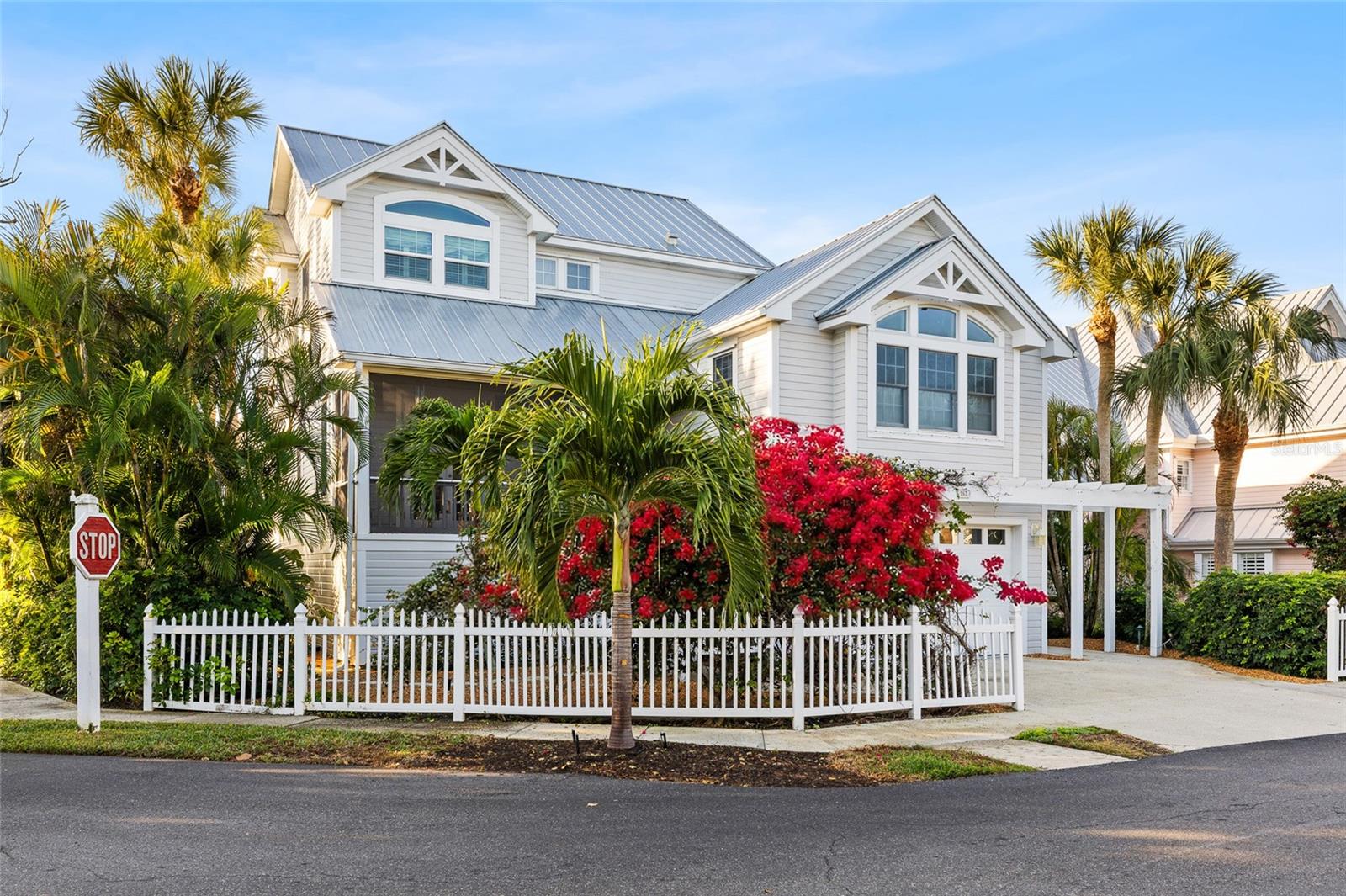 Image 2 of 62 For 162 Blackwall Court