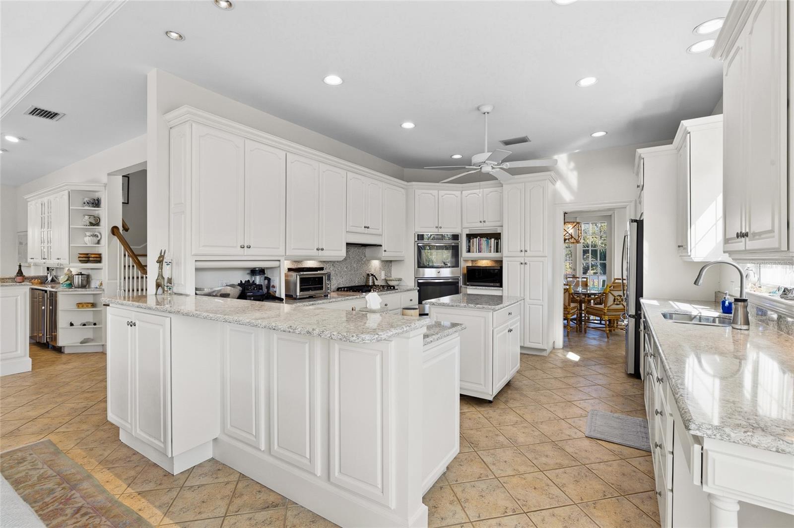 Image 20 of 62 For 162 Blackwall Court