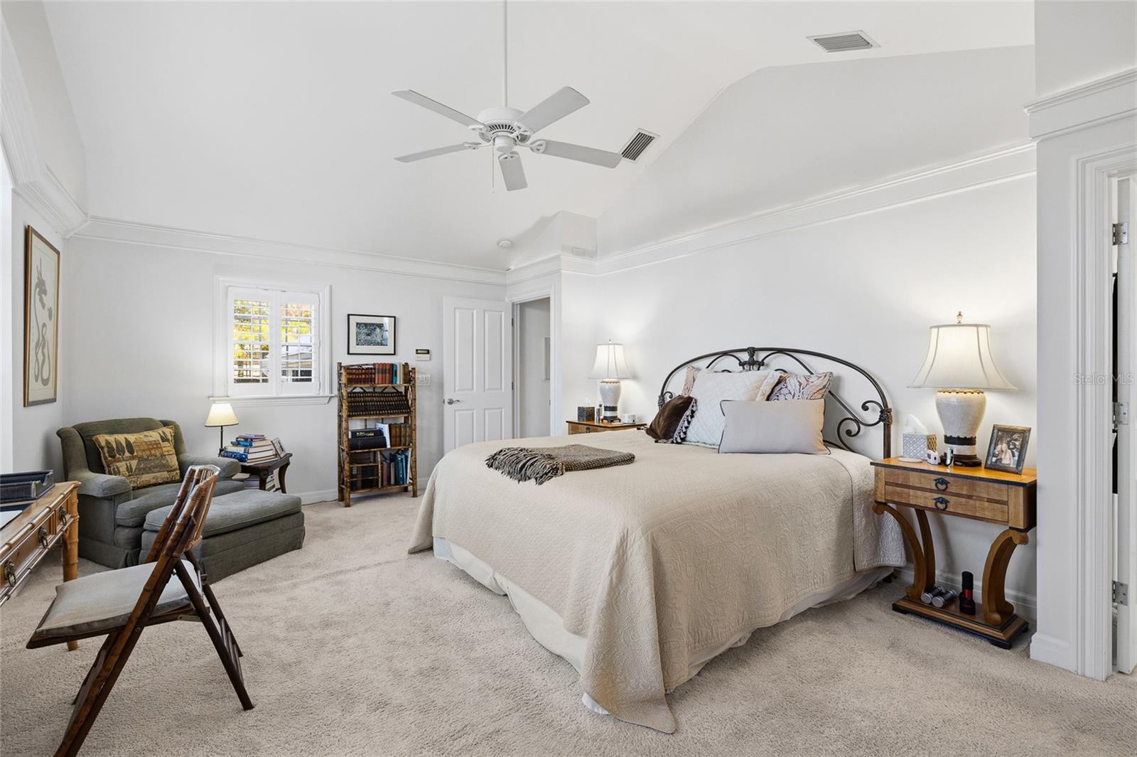 Image 29 of 62 For 162 Blackwall Court